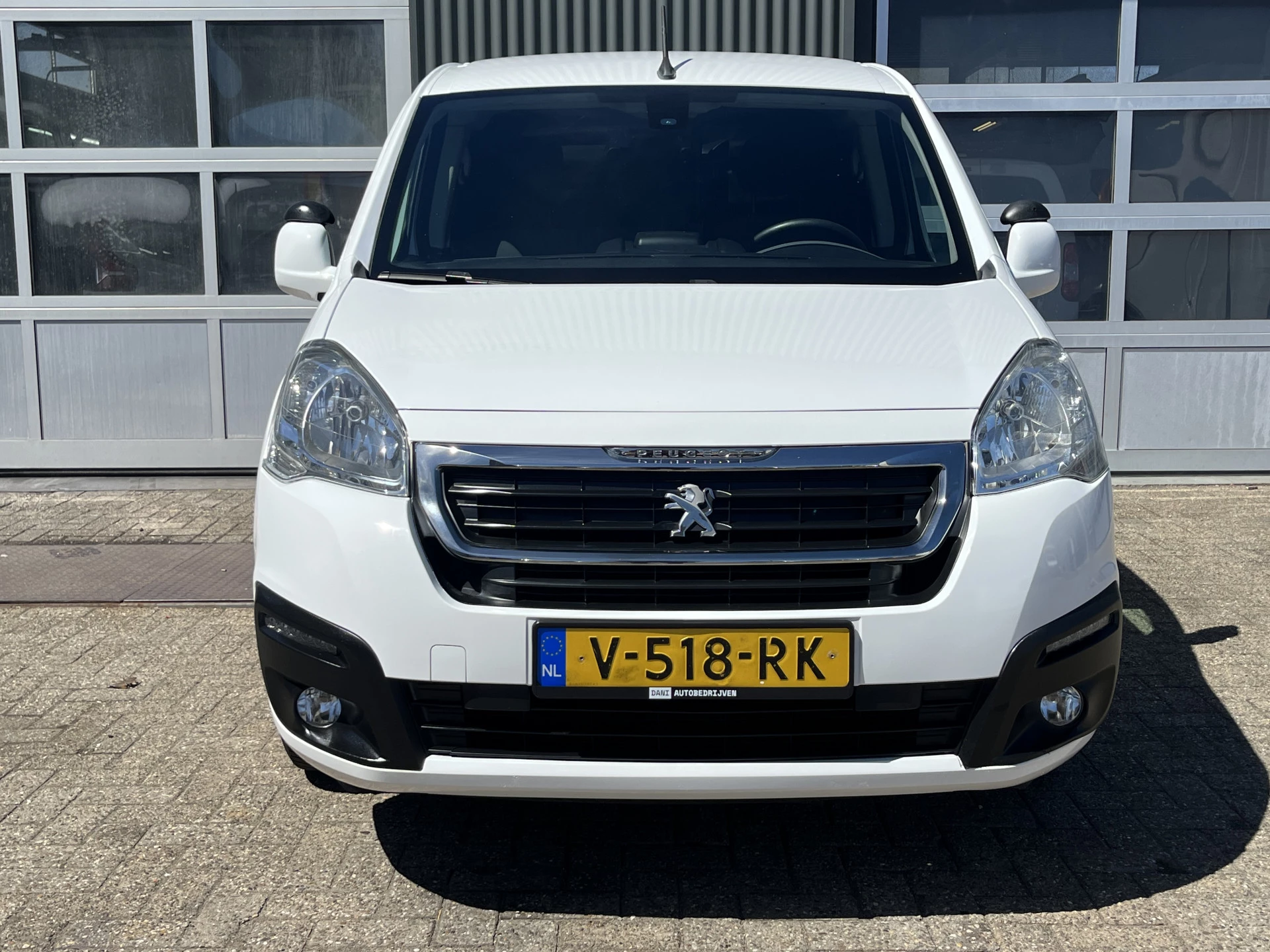 Hoofdafbeelding Peugeot Partner