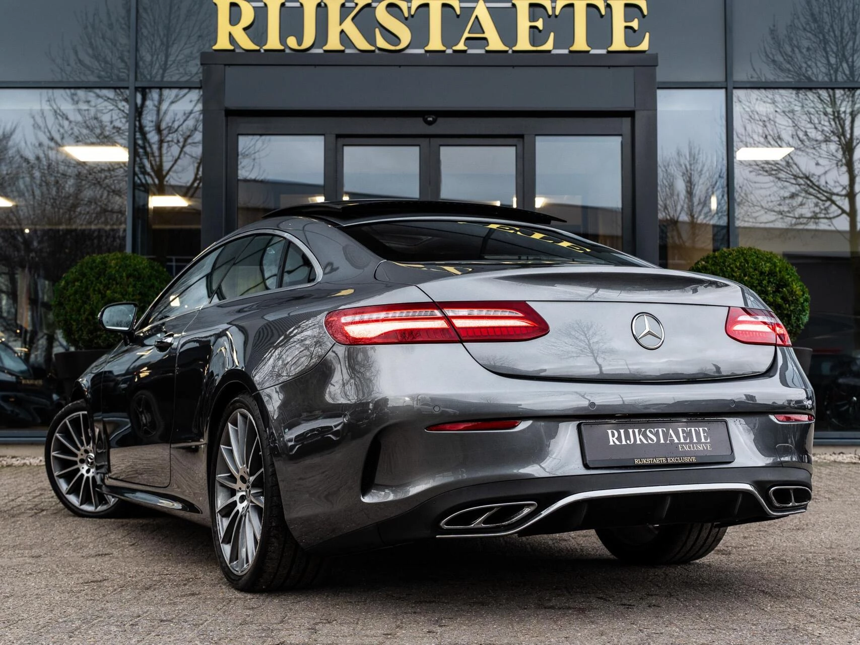 Hoofdafbeelding Mercedes-Benz E-Klasse