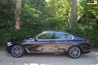 Hoofdafbeelding BMW 7 Serie BMW 7-serie 730d xDrive High Exe voll onderhoud beschikbaar