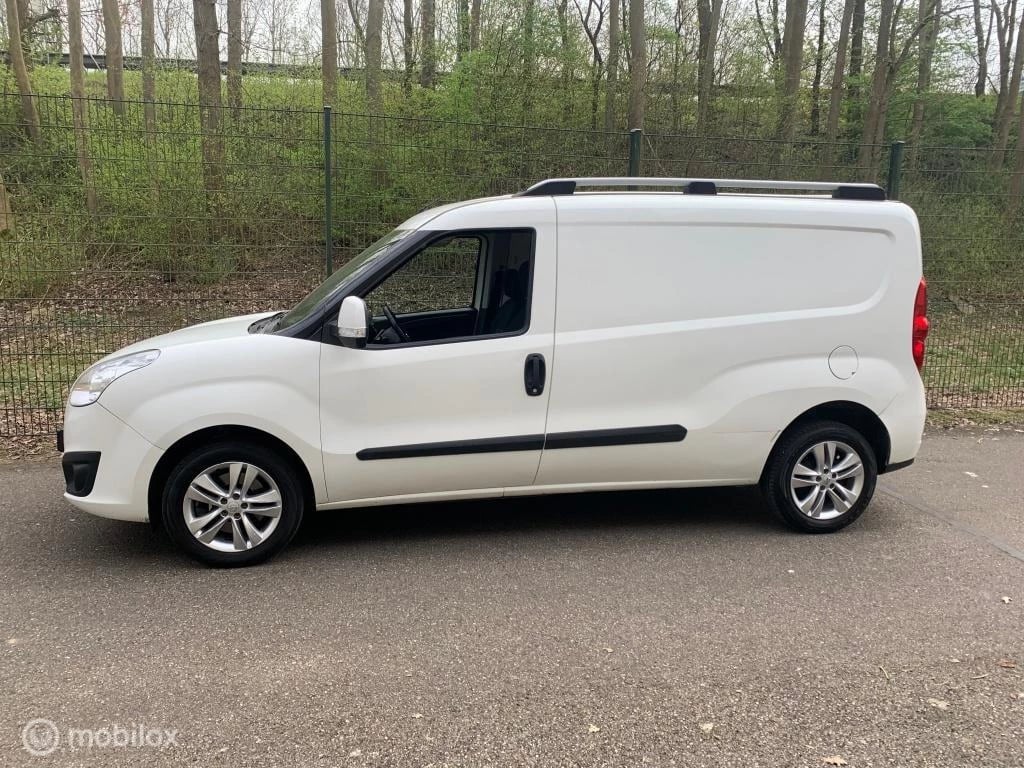 Hoofdafbeelding Opel Combo