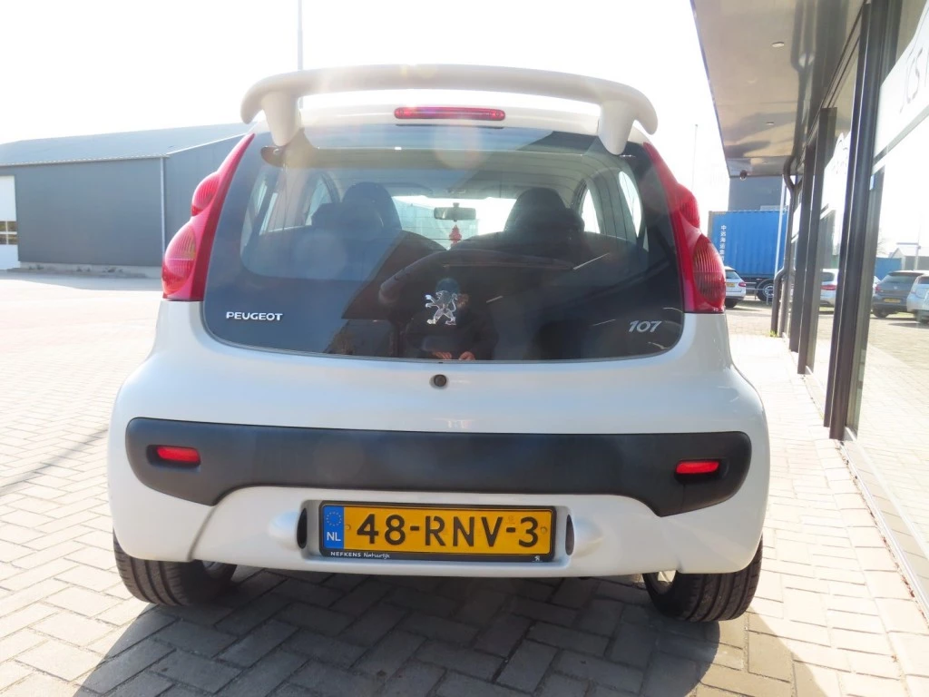 Hoofdafbeelding Peugeot 107