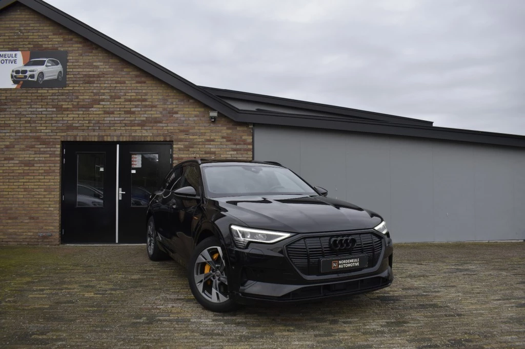 Hoofdafbeelding Audi e-tron