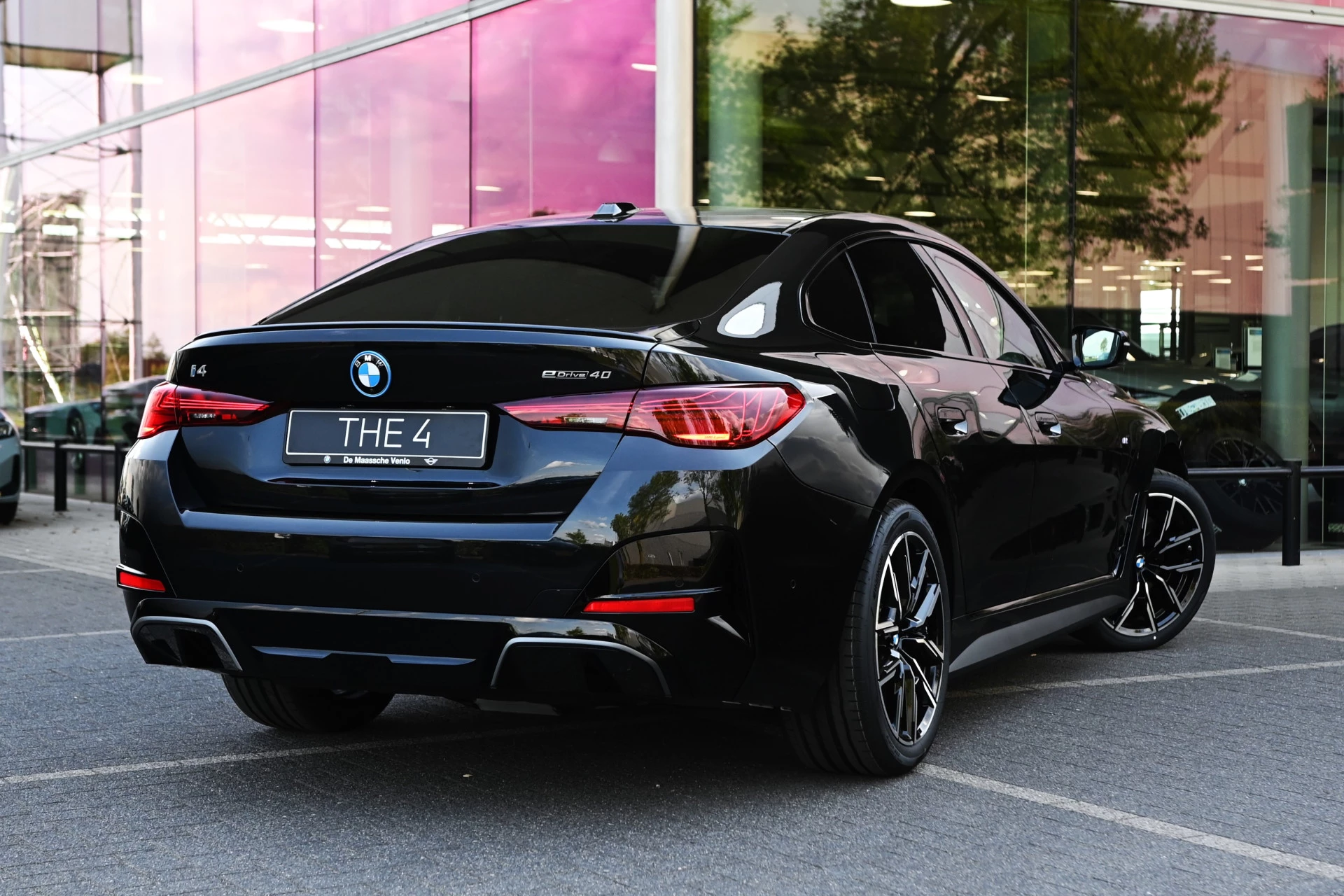 Hoofdafbeelding BMW i4