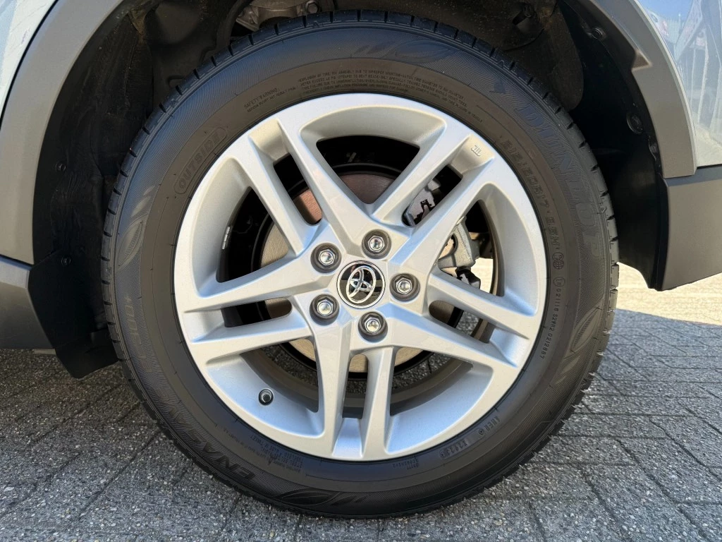 Hoofdafbeelding Toyota C-HR