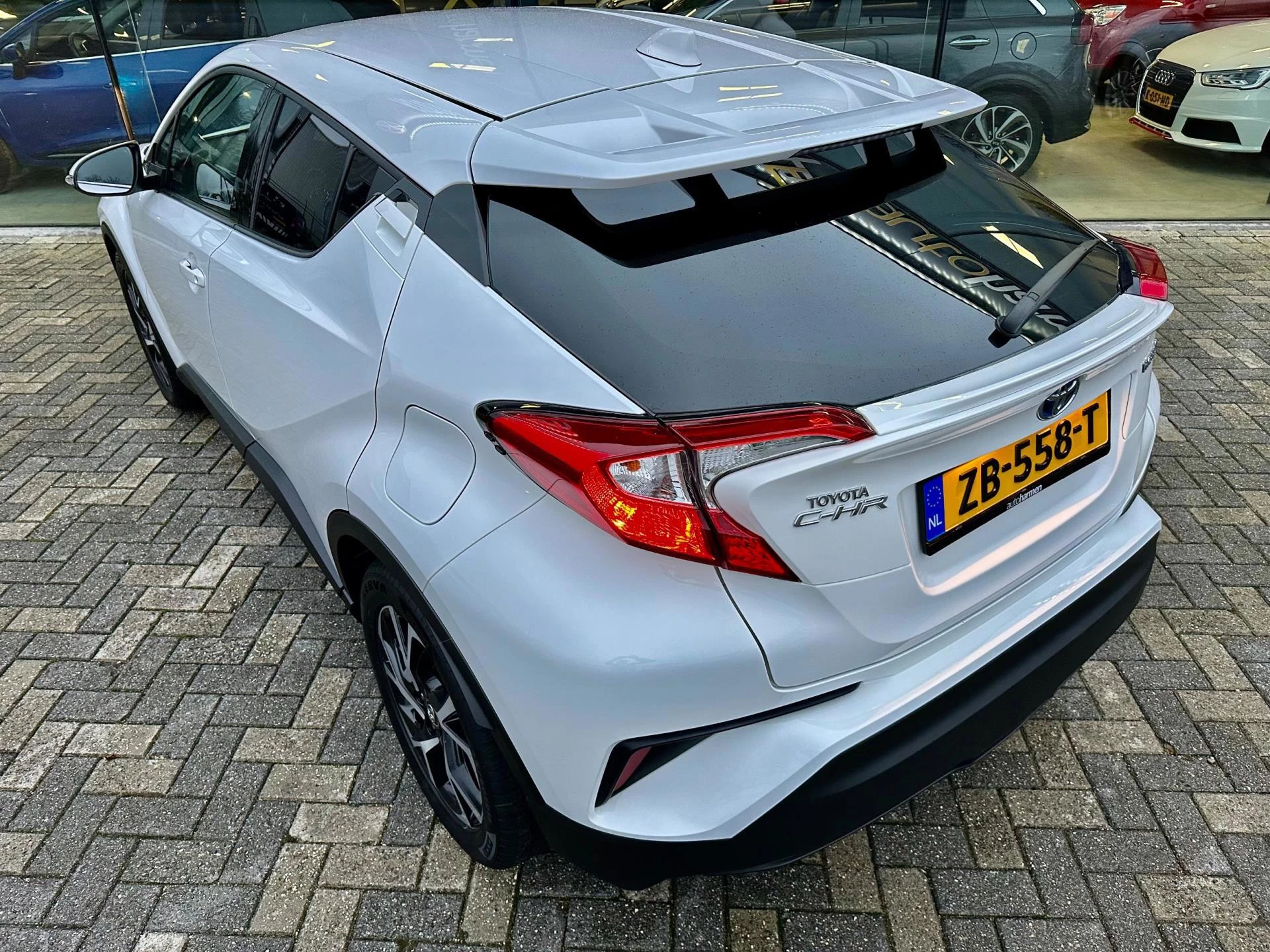 Hoofdafbeelding Toyota C-HR