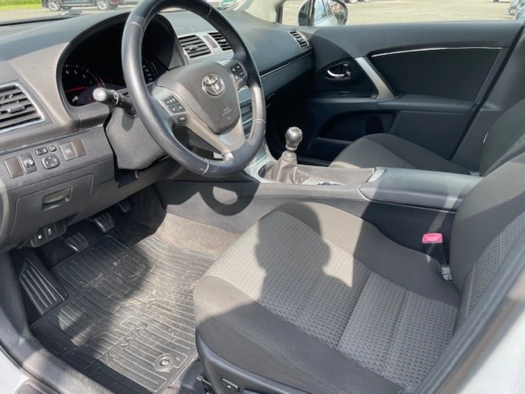 Hoofdafbeelding Toyota Avensis