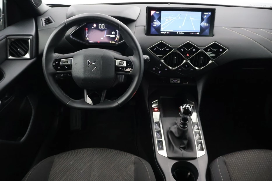 Hoofdafbeelding DS DS 3
