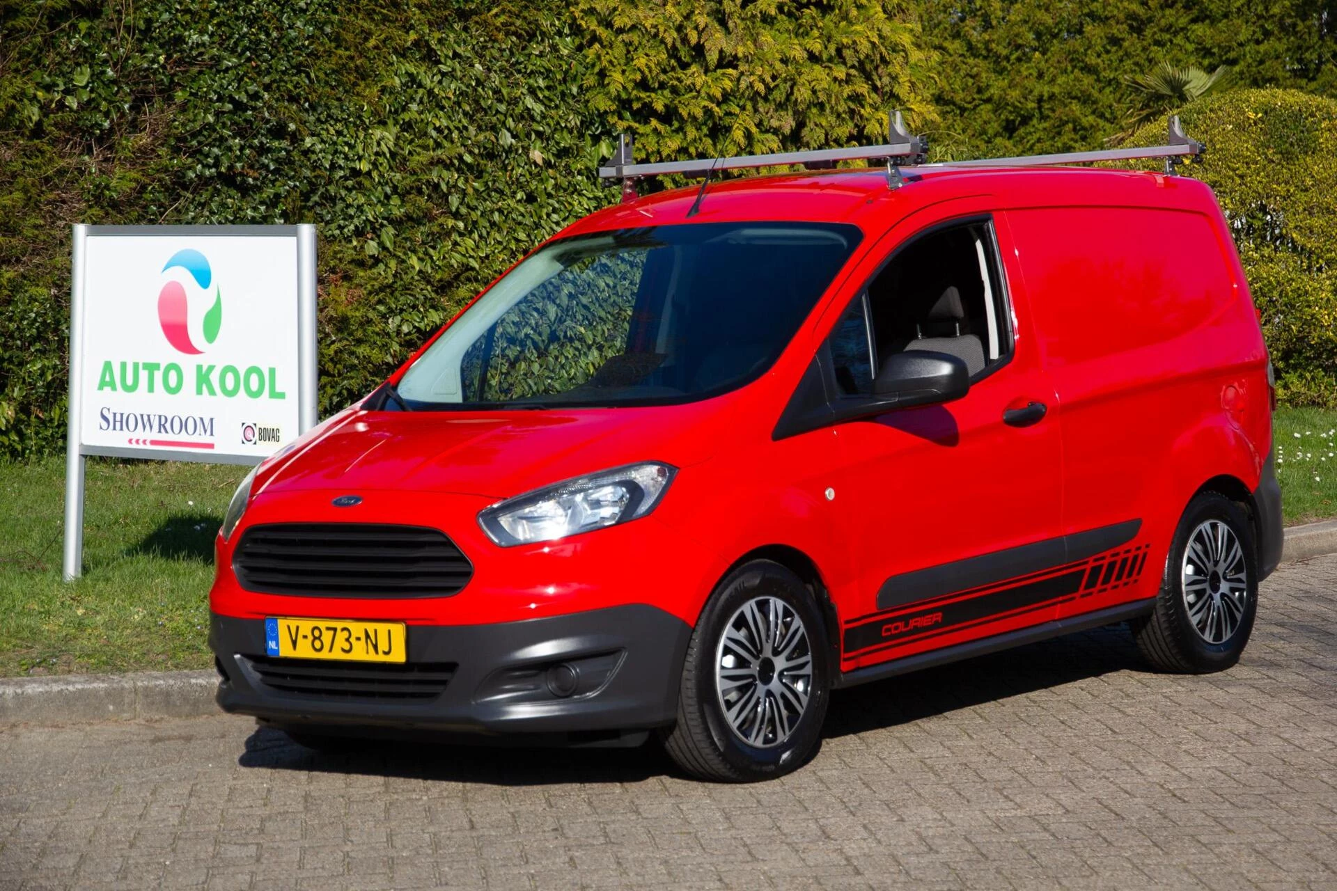 Hoofdafbeelding Ford Transit Courier