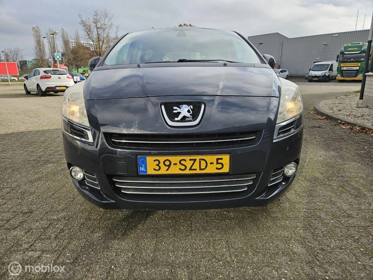 Hoofdafbeelding Peugeot 5008