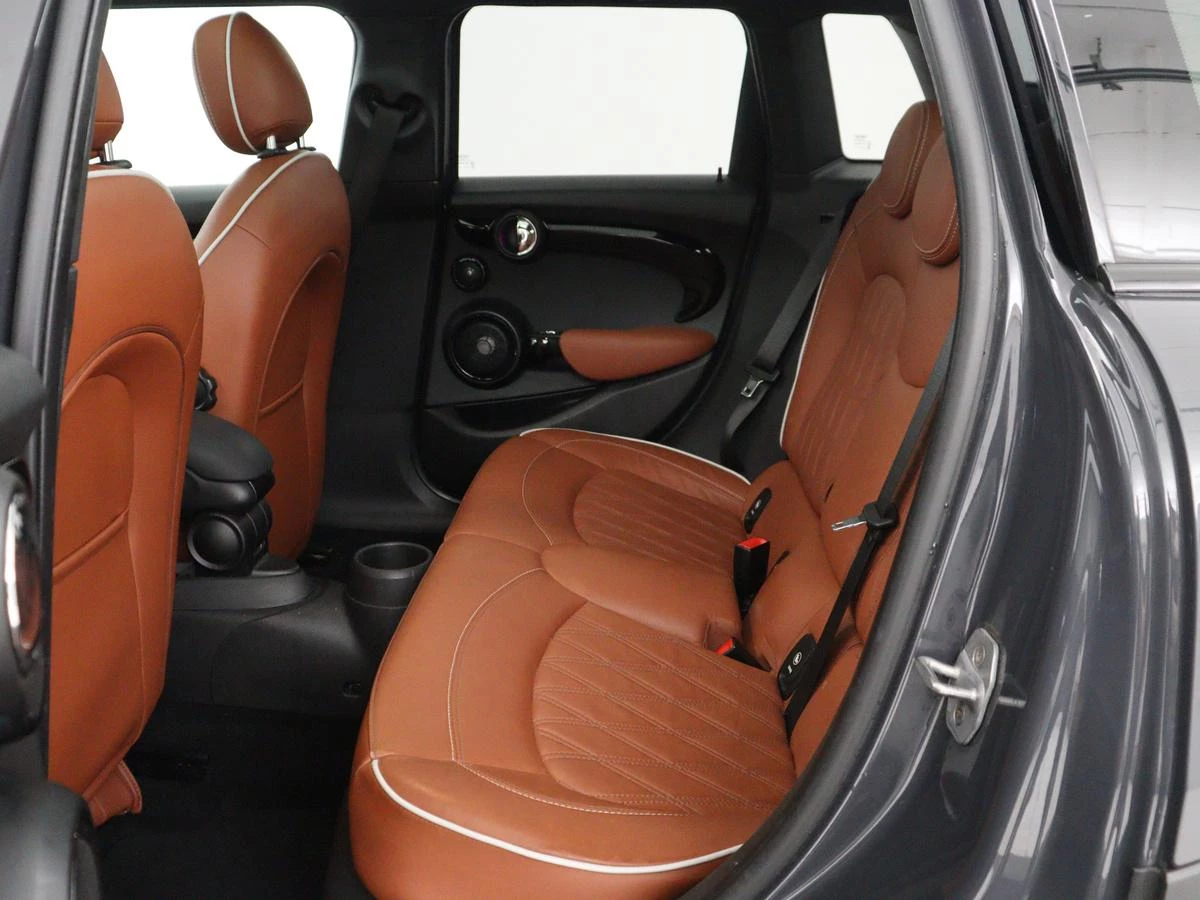 Hoofdafbeelding MINI 5-deurs