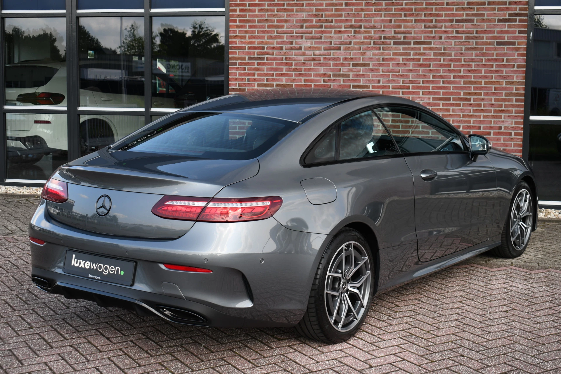 Hoofdafbeelding Mercedes-Benz E-Klasse
