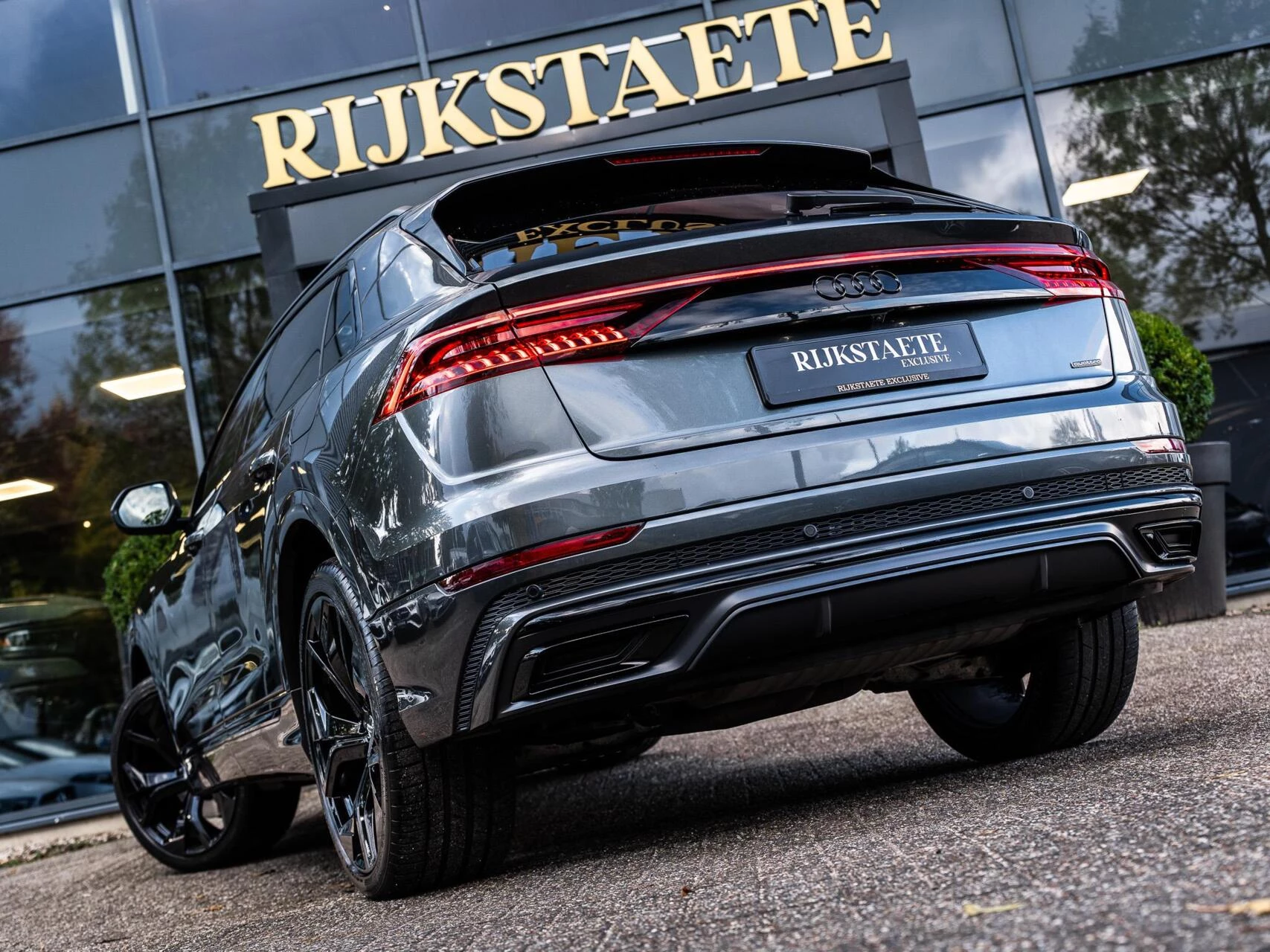 Hoofdafbeelding Audi Q8