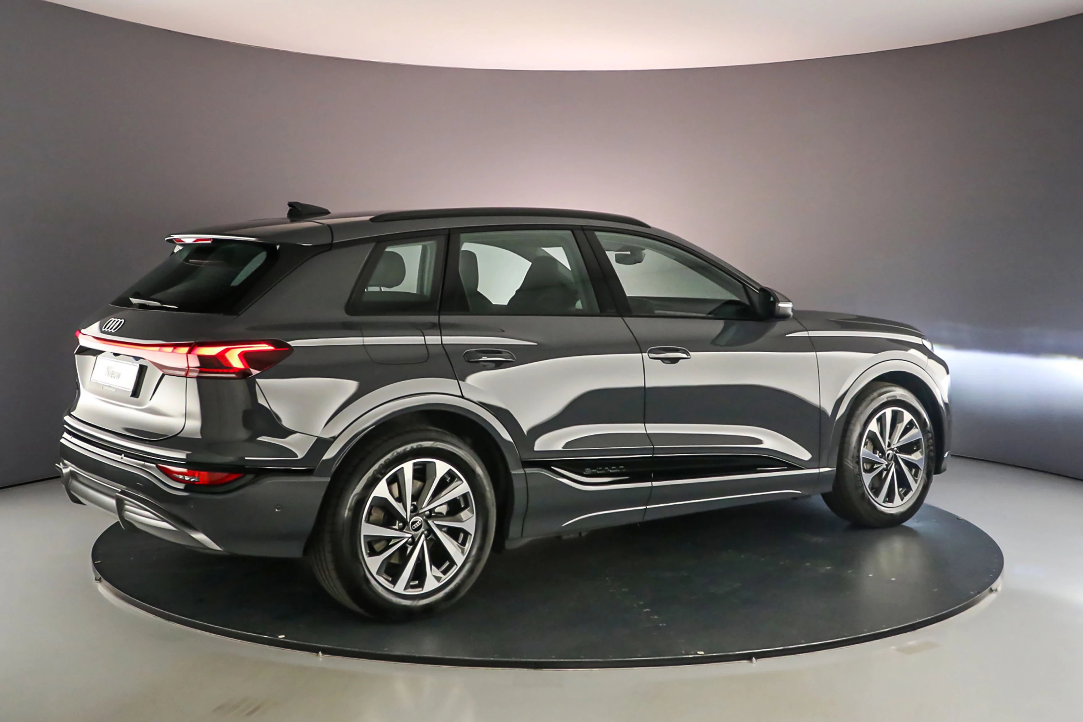 Hoofdafbeelding Audi Q6 e-tron