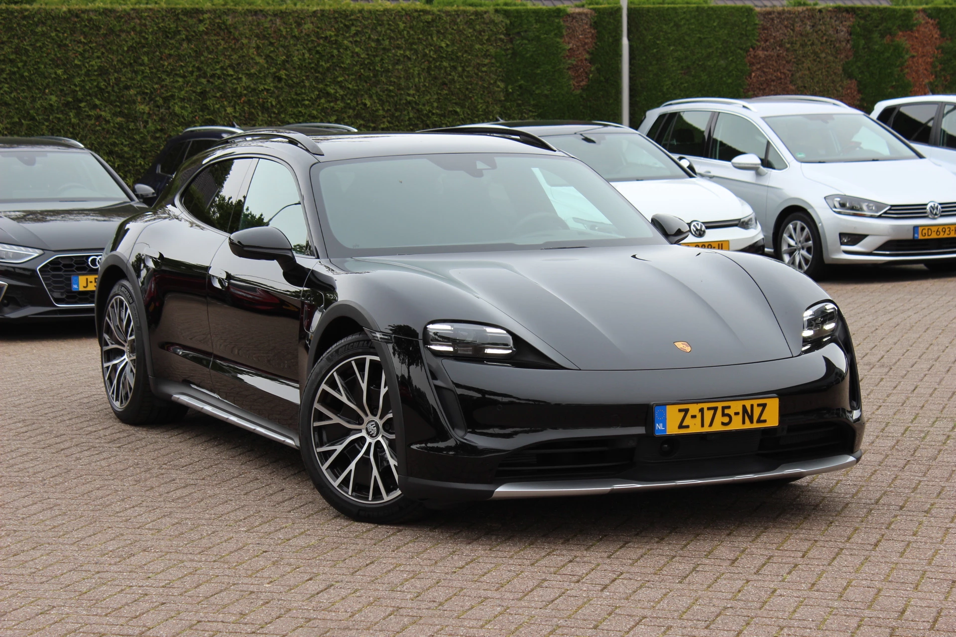 Hoofdafbeelding Porsche Taycan