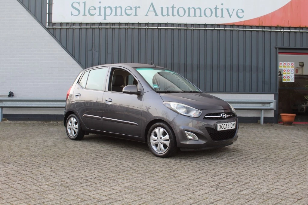 Hoofdafbeelding Hyundai i10