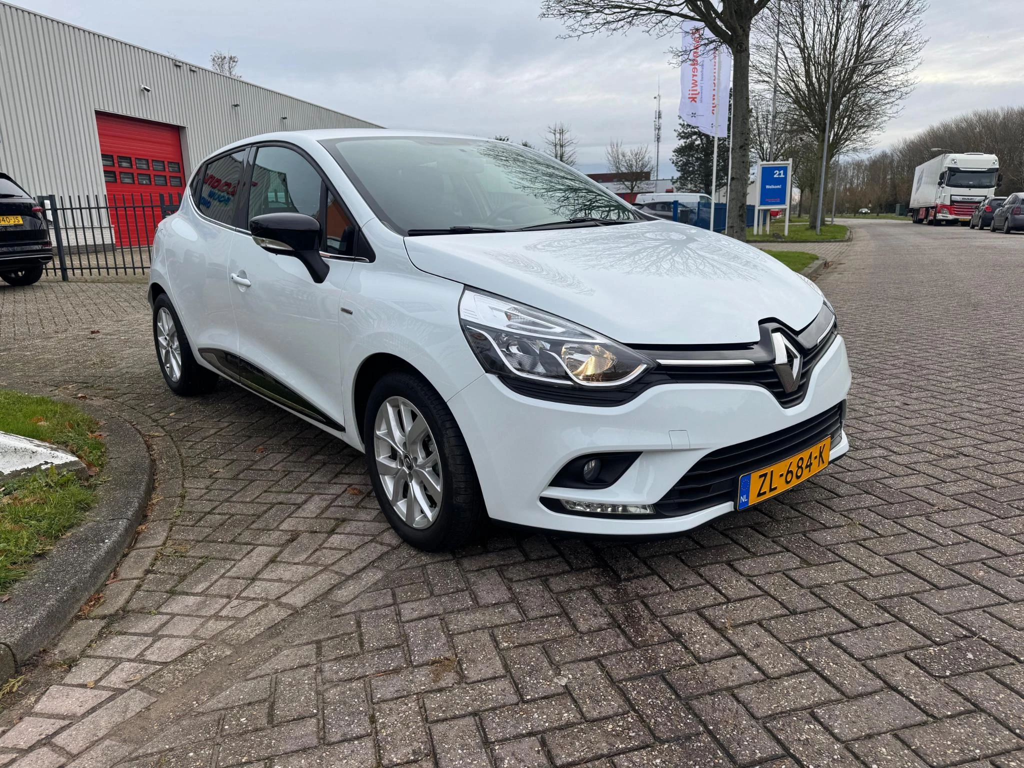 Hoofdafbeelding Renault Clio