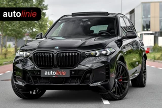 Hoofdafbeelding BMW X5 BMW X5 XDrive50e M-Sport Pro. Sky Lounge, M-Stoelen, Massage, Koeling, Carbon, Alcantara hemel, Softclose, HUD, 360 3D, Trekhaak!