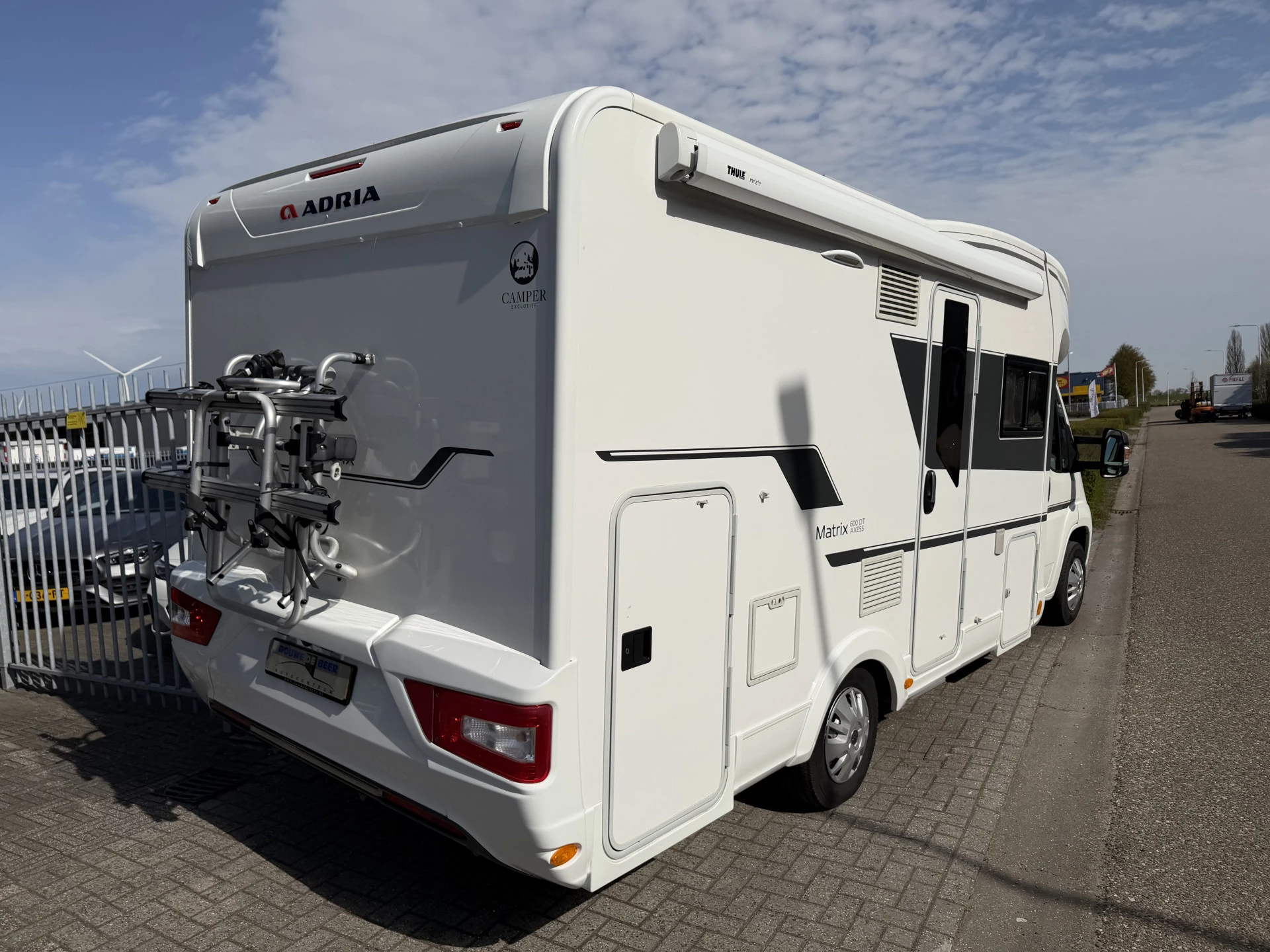 Hoofdafbeelding Adria MATRIX 600 DT