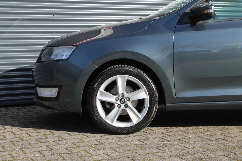 Hoofdafbeelding Škoda Rapid