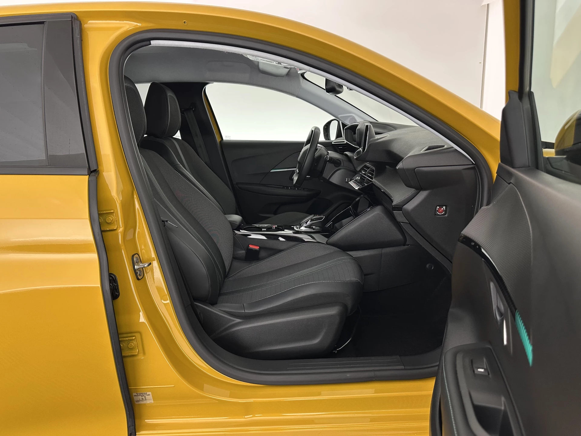 Hoofdafbeelding Peugeot e-208