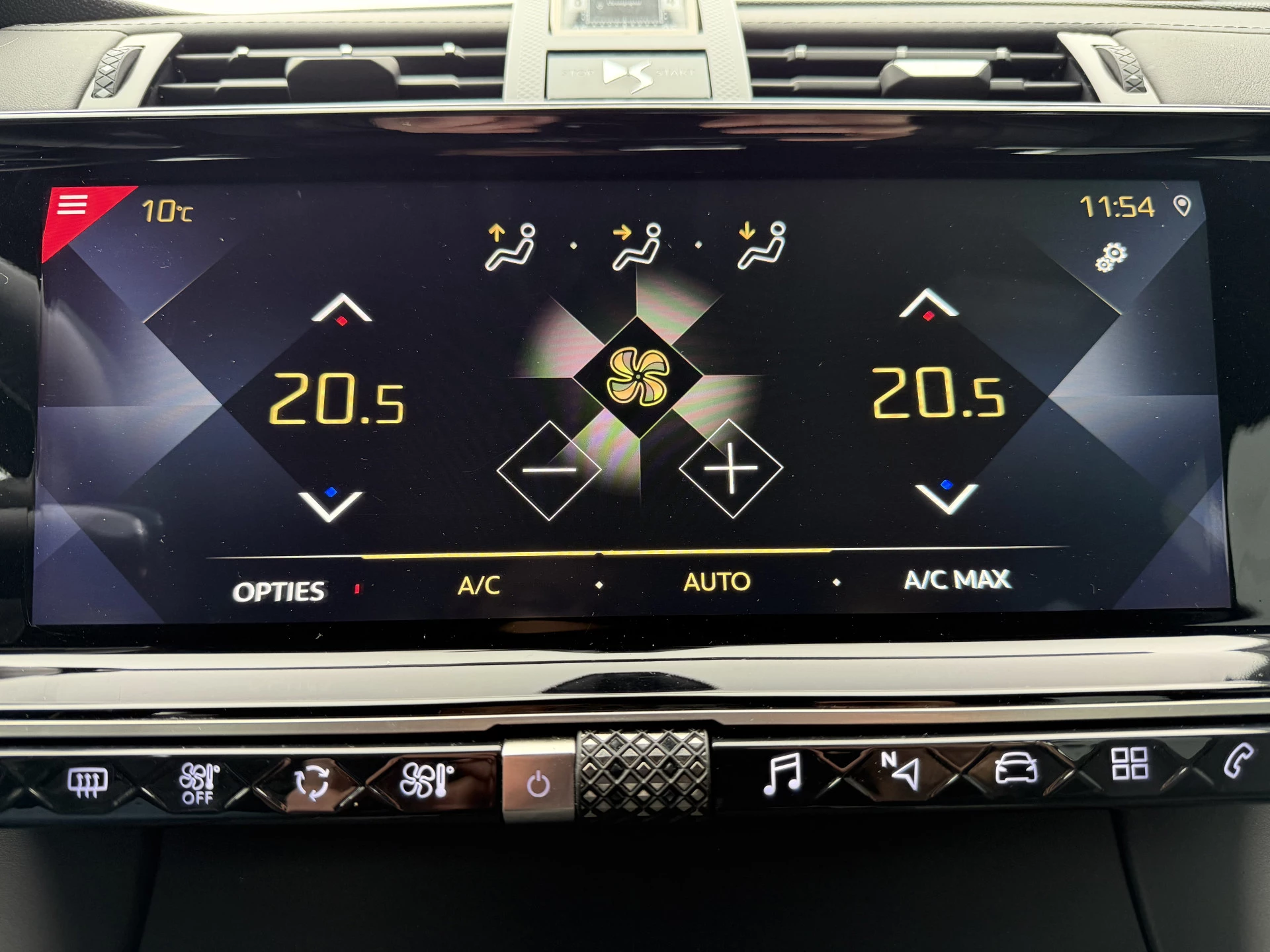 Hoofdafbeelding DS DS 7