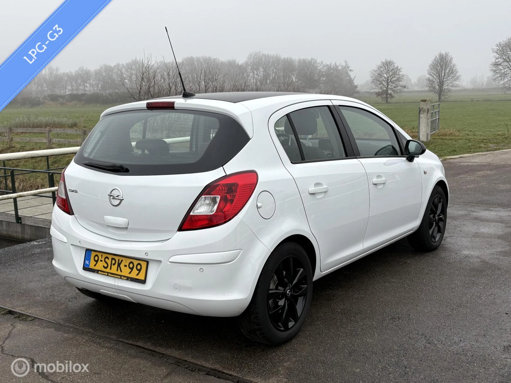Hoofdafbeelding Opel Corsa