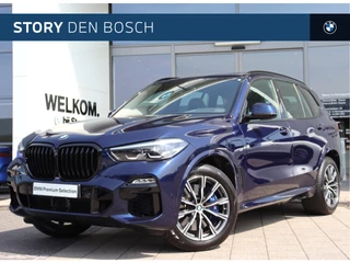 BMW X5 xDrive45e High Executive M Sport Automaat / Panoramadak / Trekhaak / Sportstoelen / Achteruitrijcamera / Live Cockpit Professional / Parking Assistant / Adaptief onderstel
