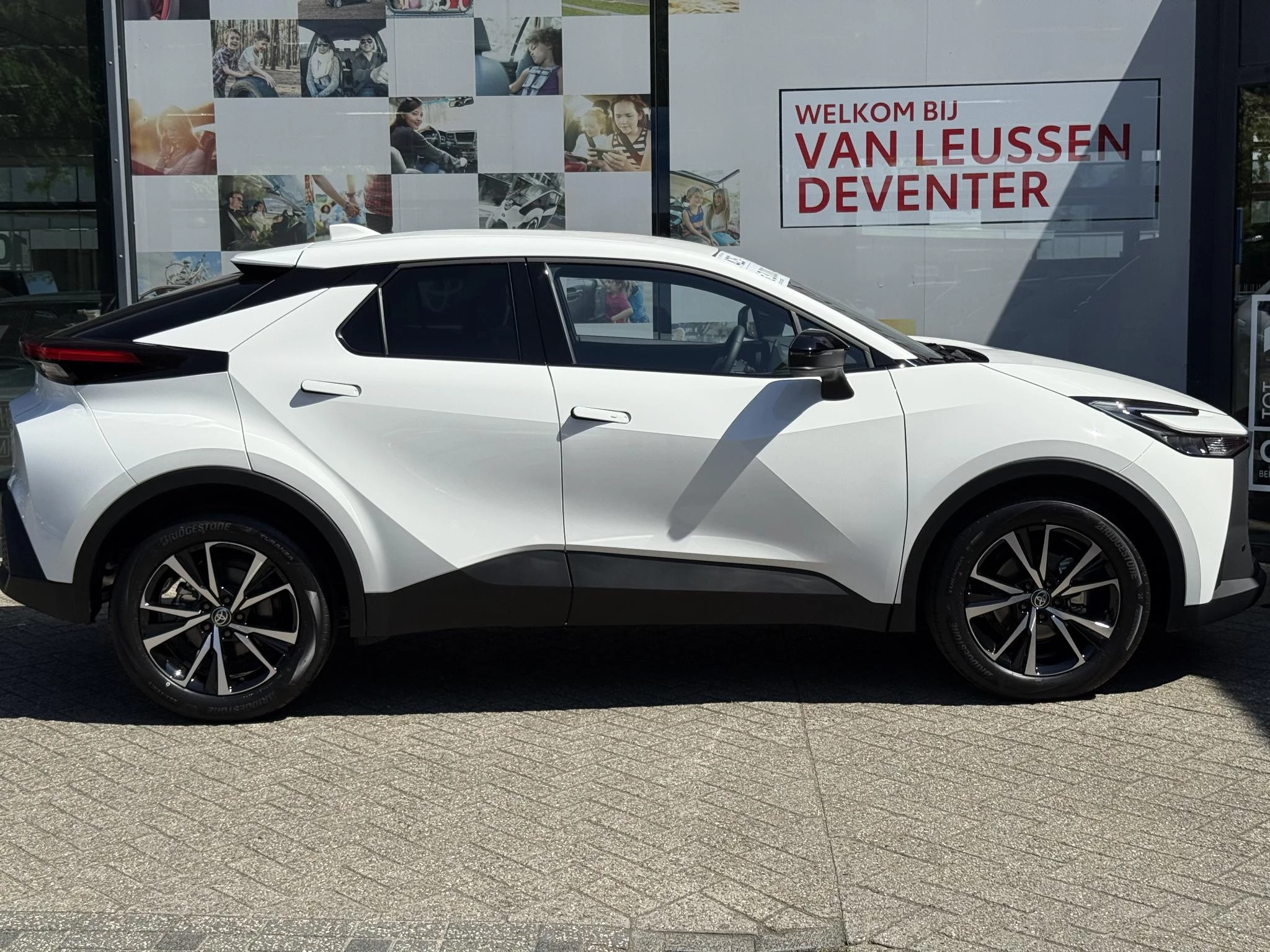 Hoofdafbeelding Toyota C-HR