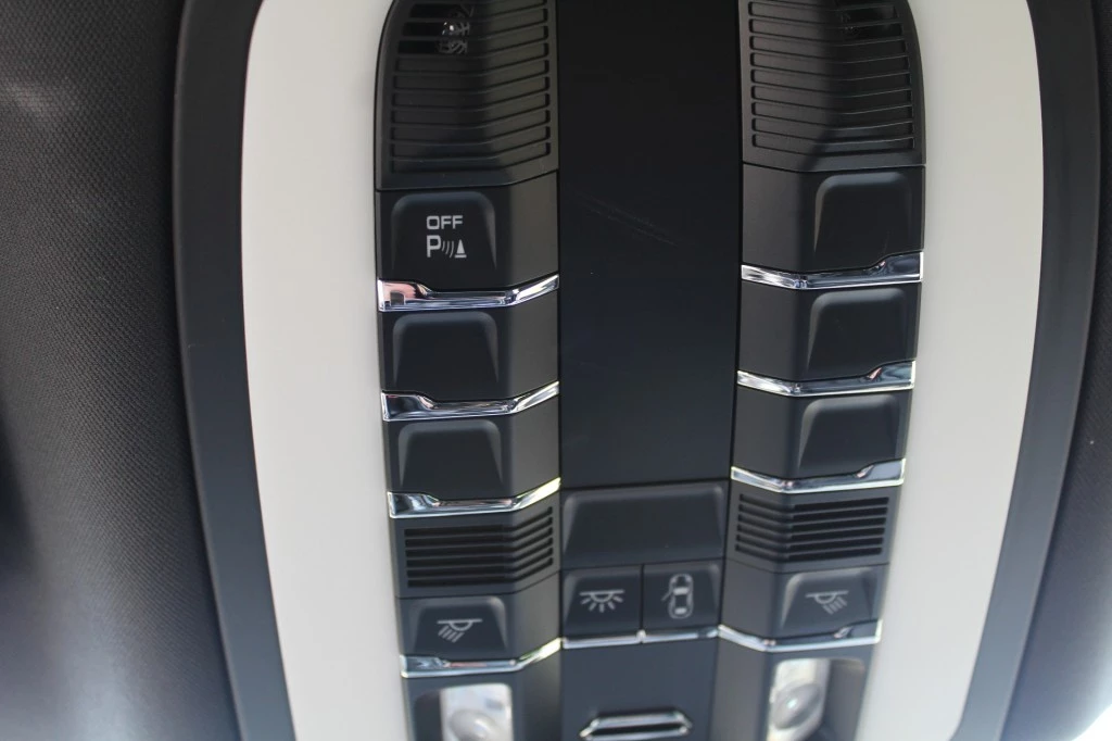 Hoofdafbeelding Porsche Macan