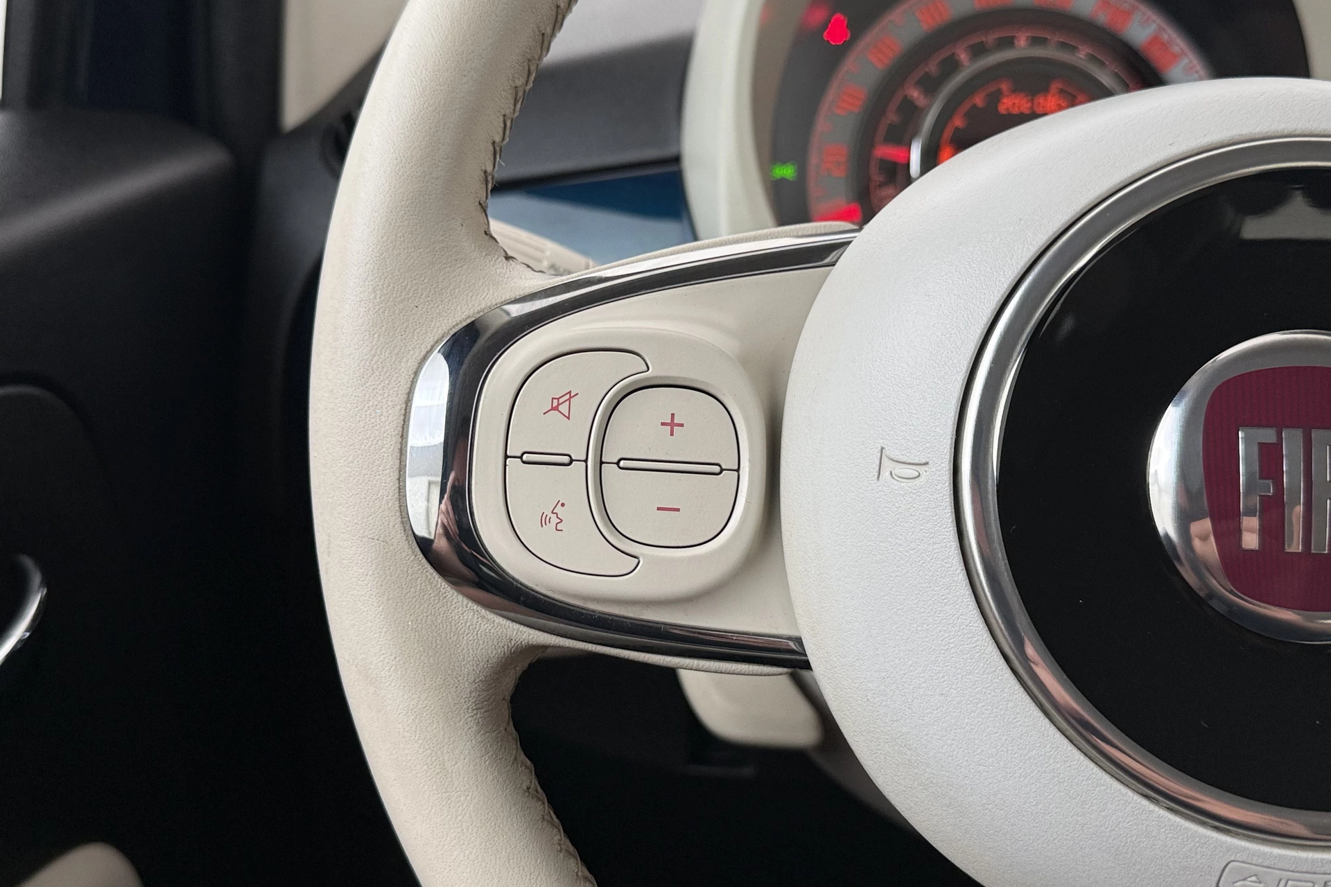 Hoofdafbeelding Fiat 500C