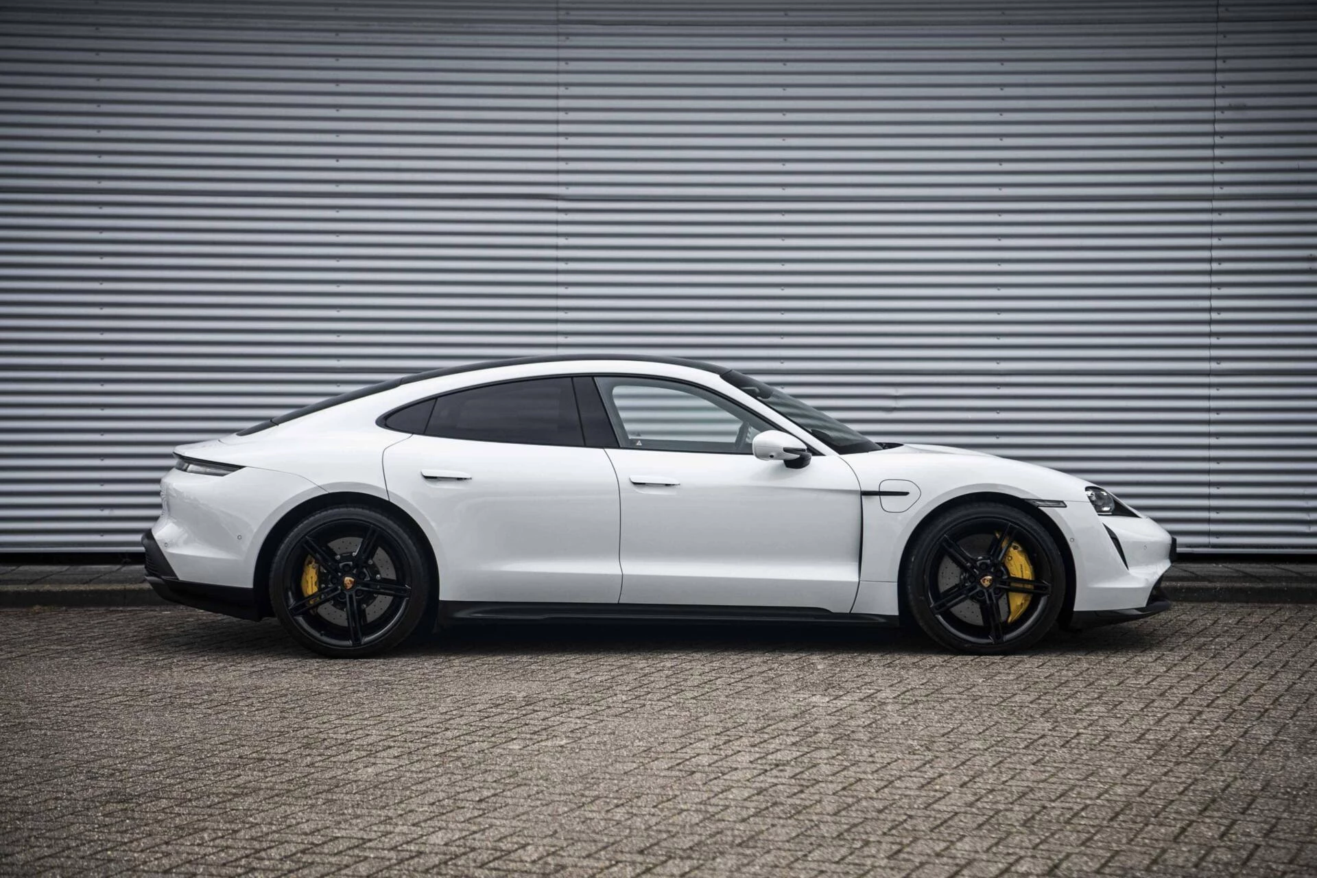 Hoofdafbeelding Porsche Taycan