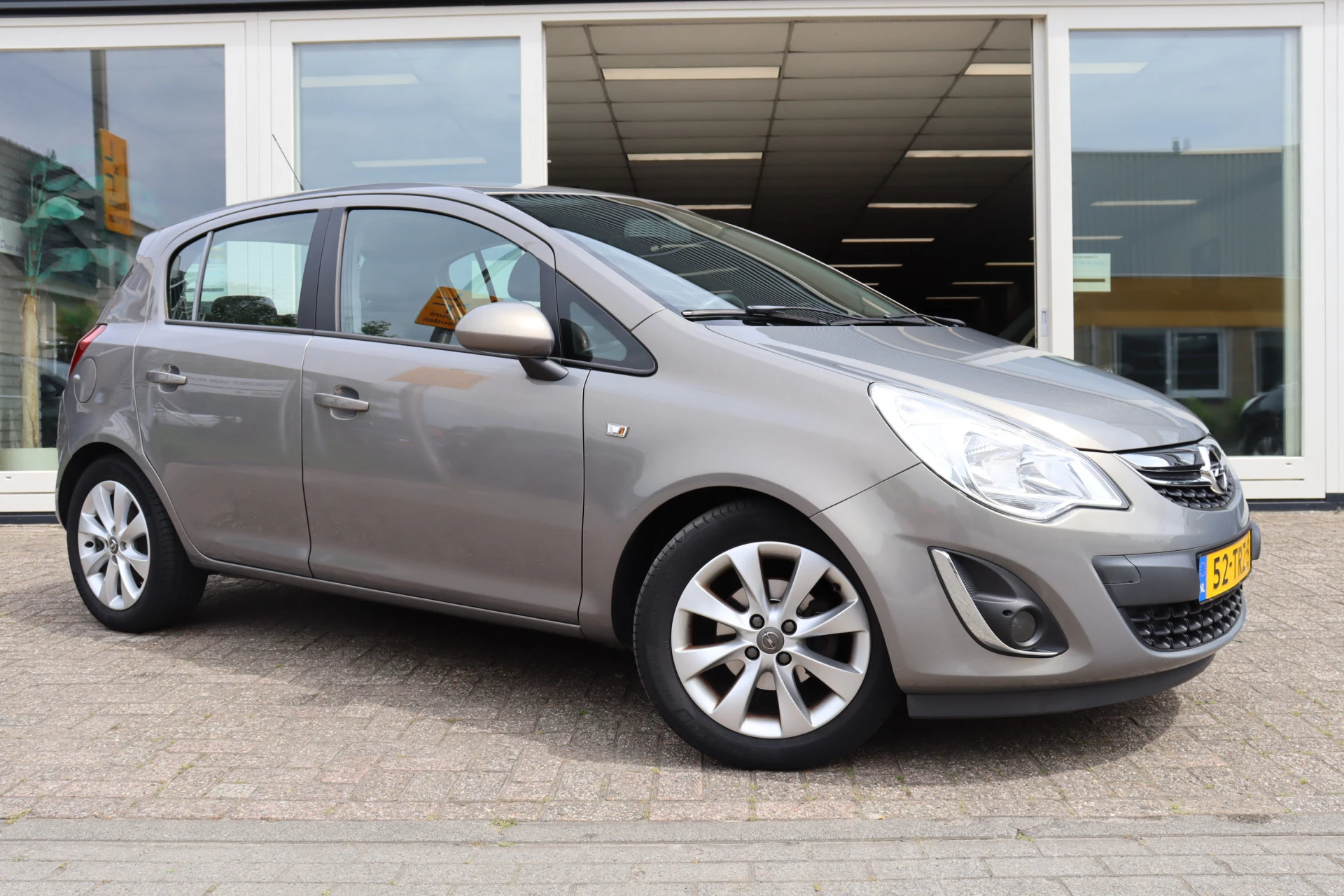 Hoofdafbeelding Opel Corsa