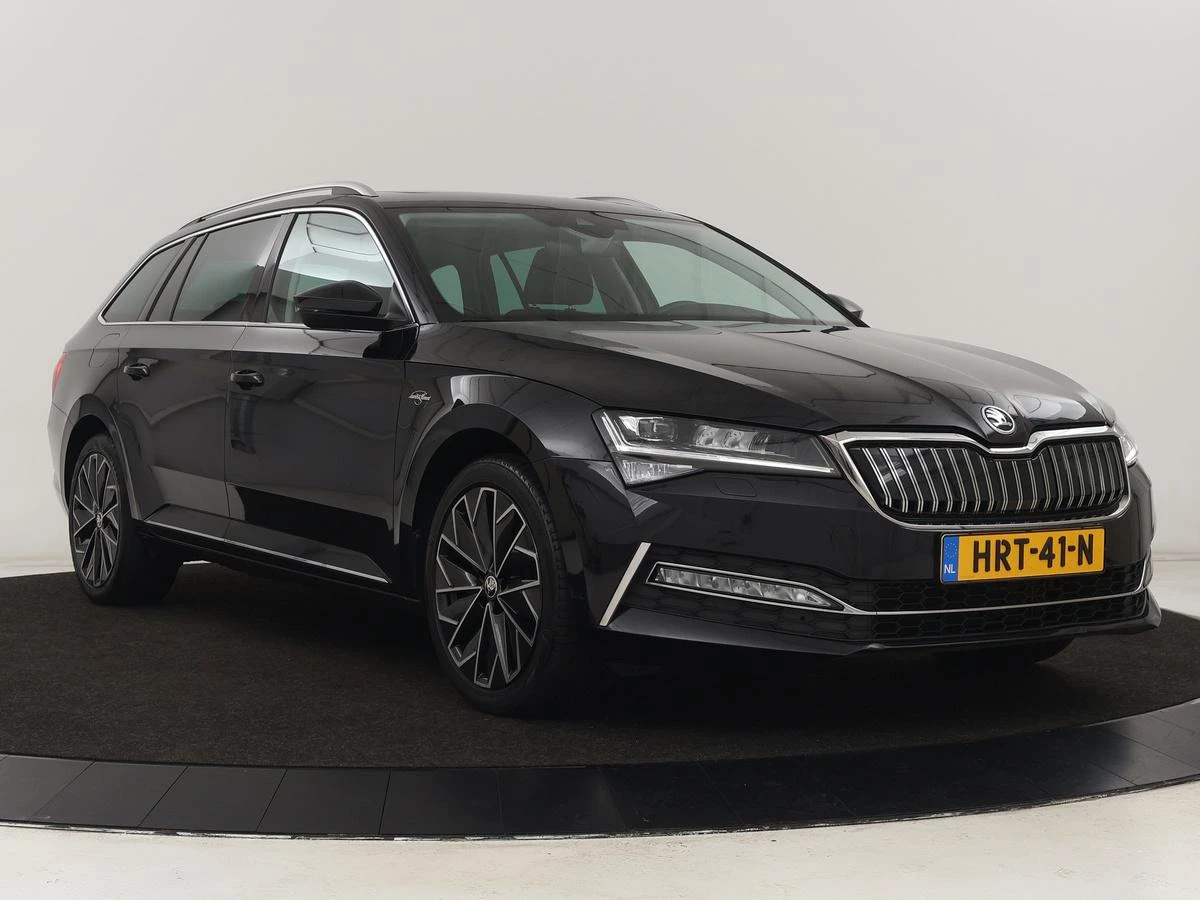 Hoofdafbeelding Škoda Superb