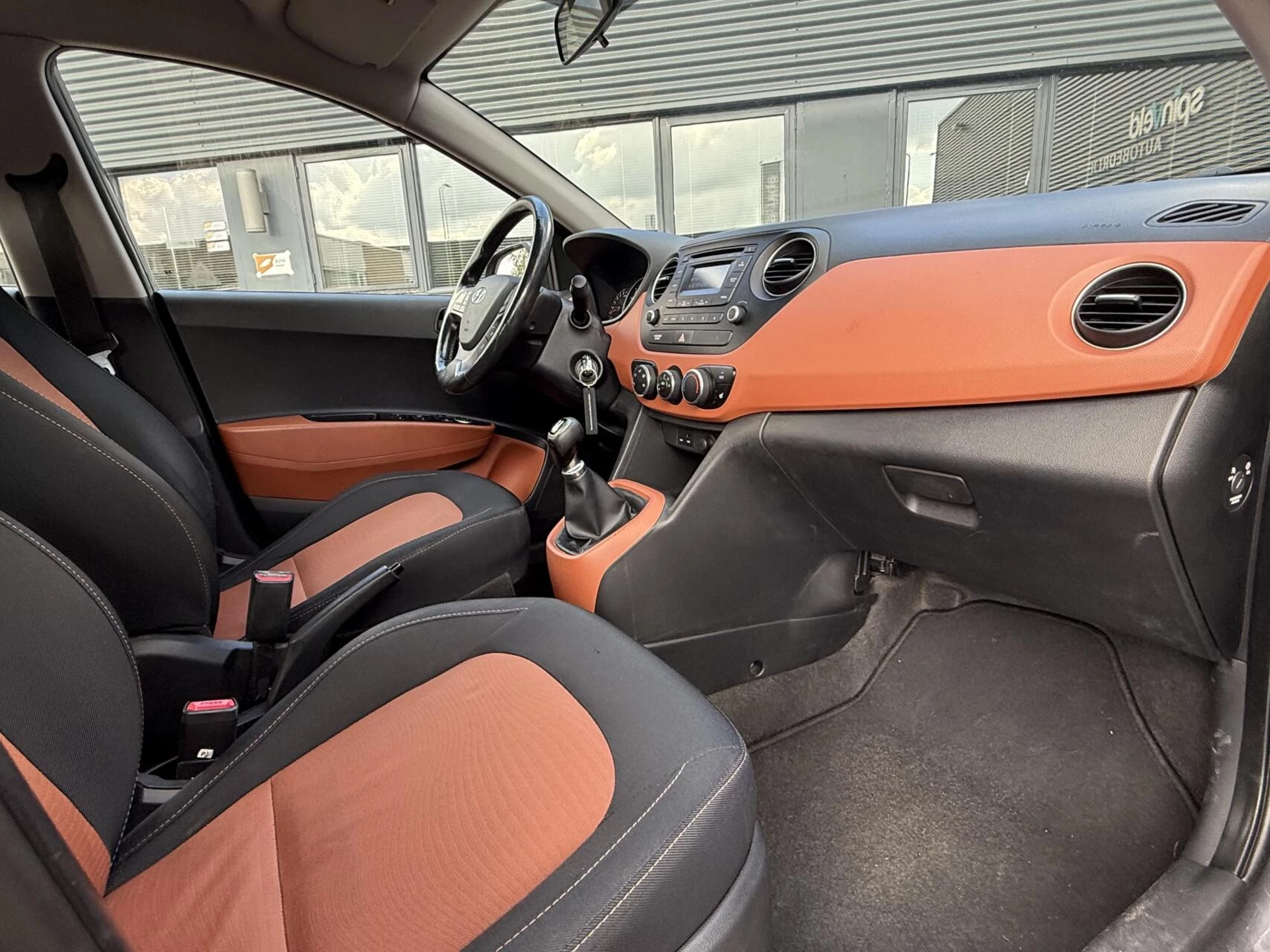 Hoofdafbeelding Hyundai i10