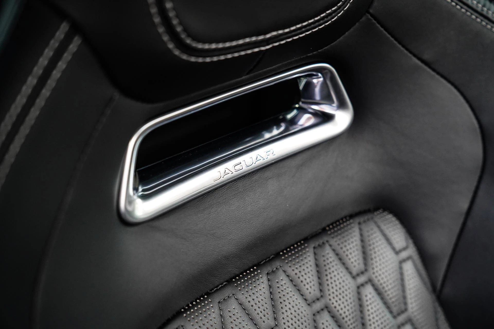 Hoofdafbeelding Jaguar F-PACE