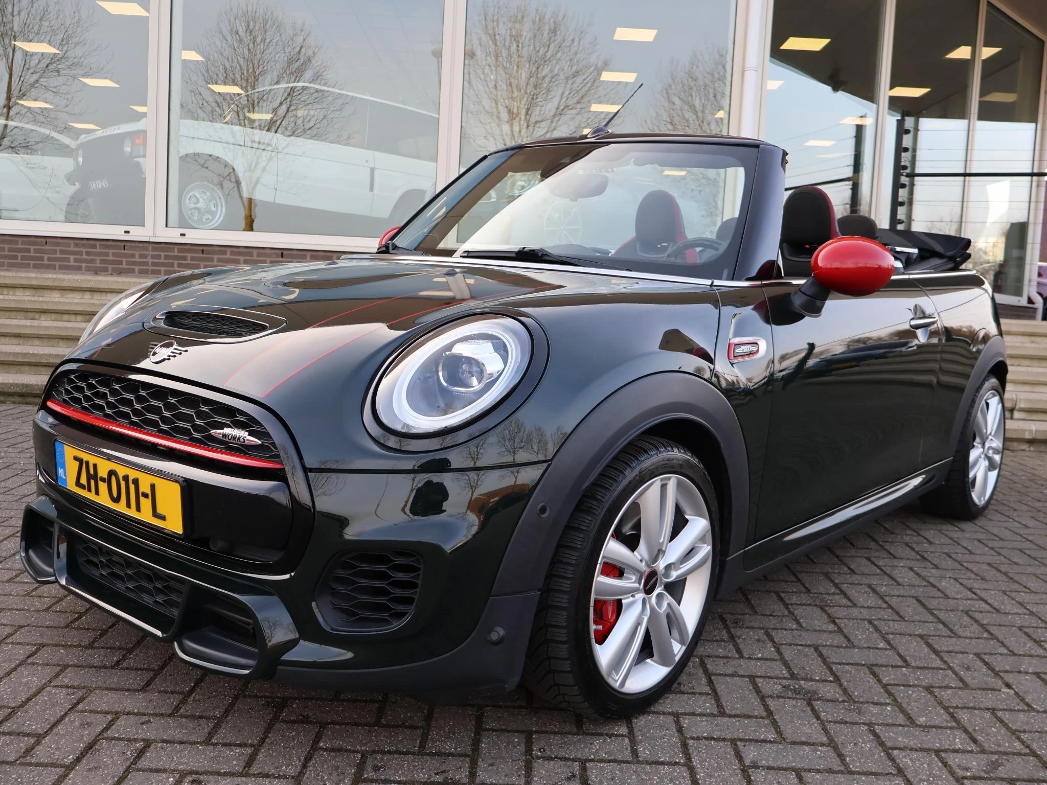 Hoofdafbeelding MINI Cooper Cabrio