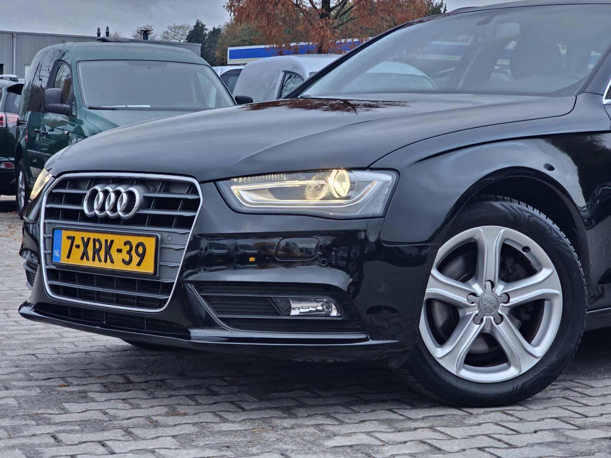 Hoofdafbeelding Audi A4