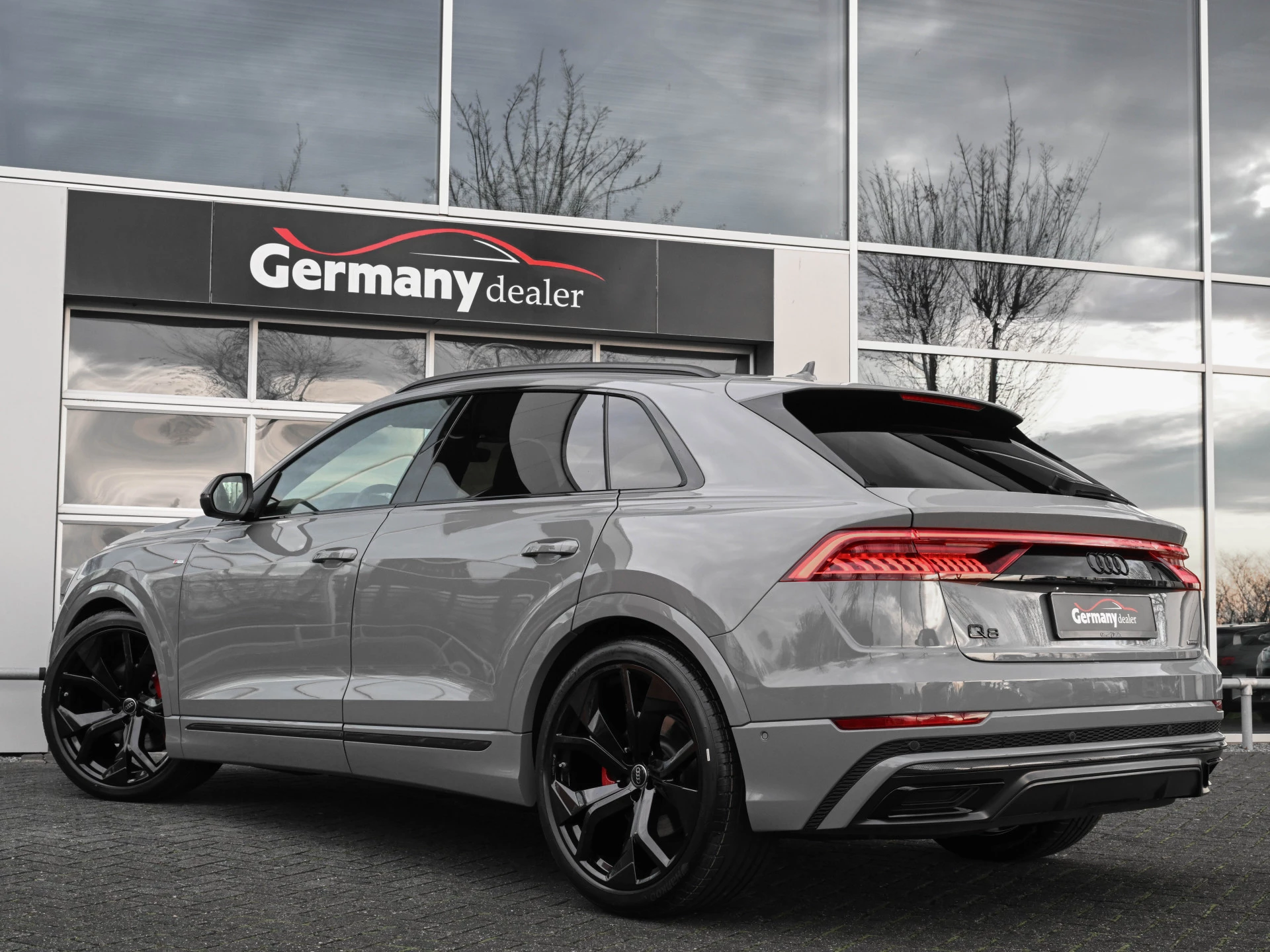 Hoofdafbeelding Audi Q8