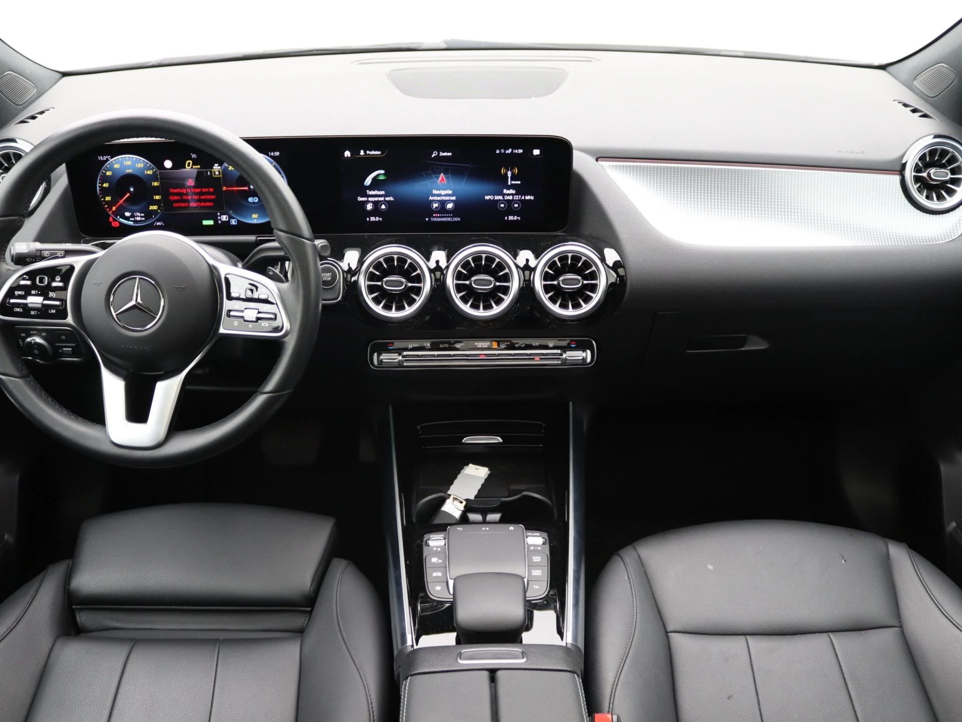 Hoofdafbeelding Mercedes-Benz EQA
