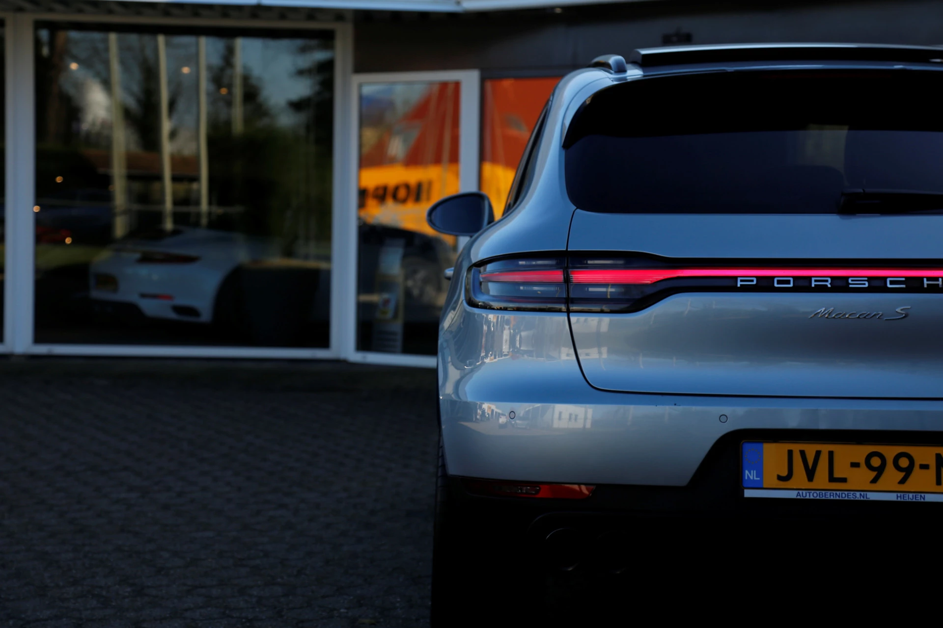 Hoofdafbeelding Porsche Macan