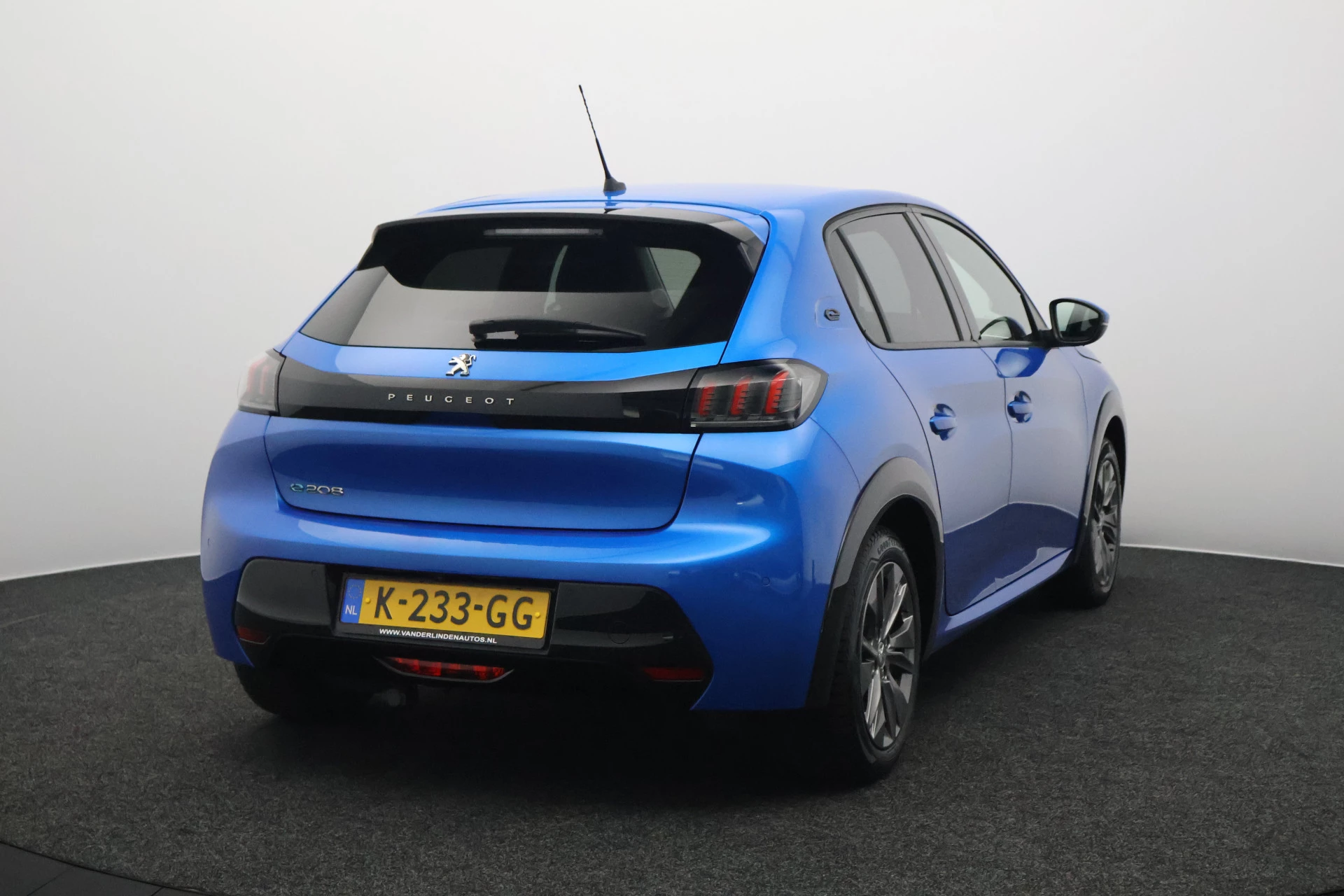 Hoofdafbeelding Peugeot e-208