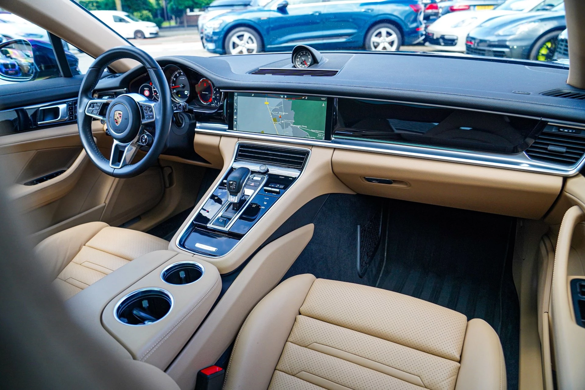 Hoofdafbeelding Porsche Panamera