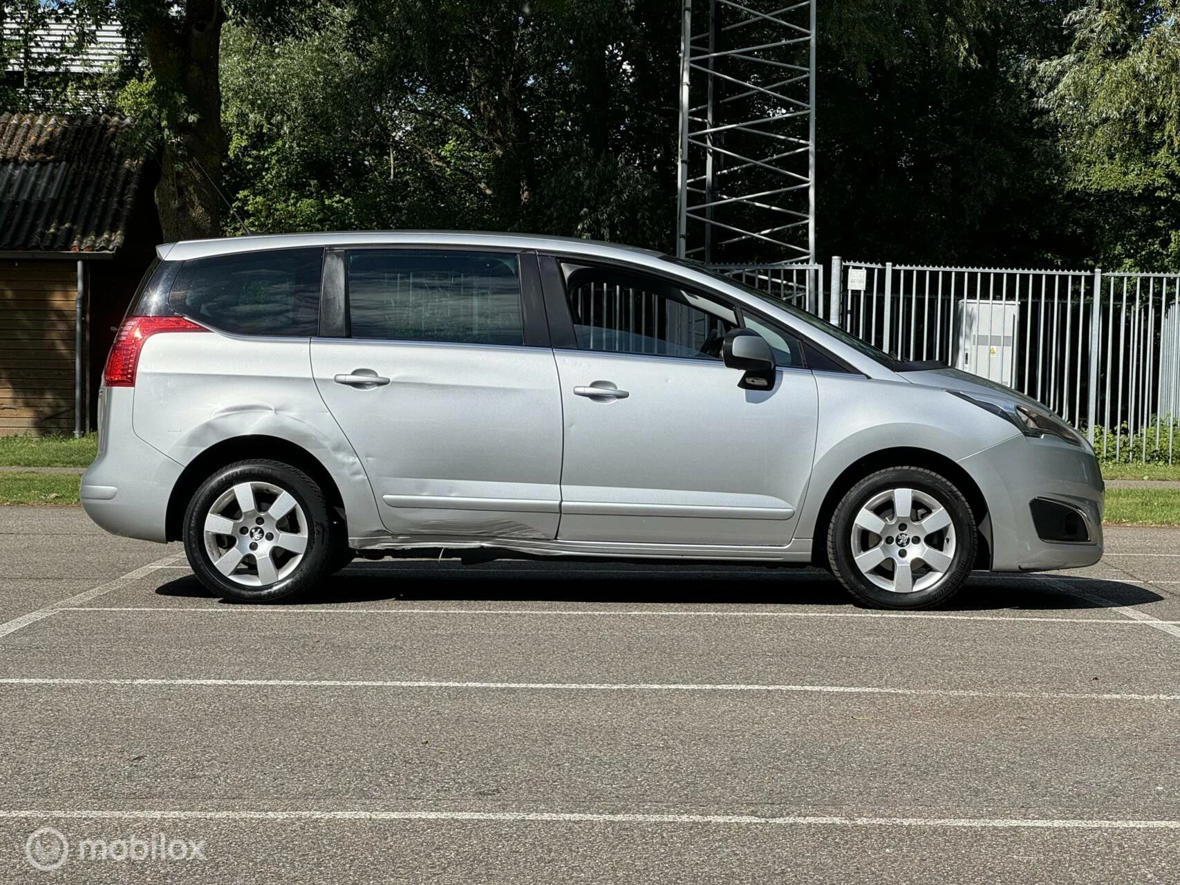 Hoofdafbeelding Peugeot 5008