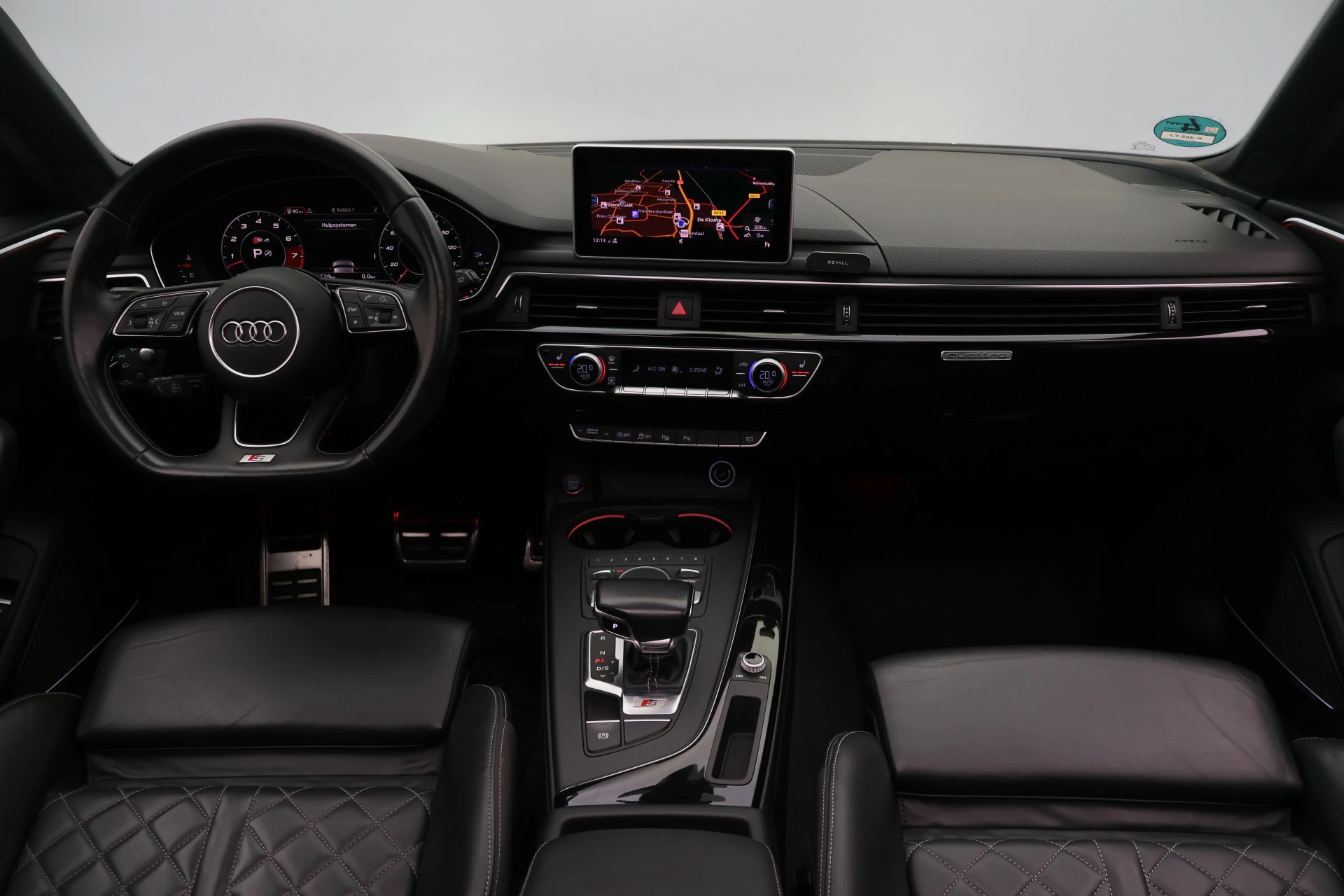 Hoofdafbeelding Audi S4