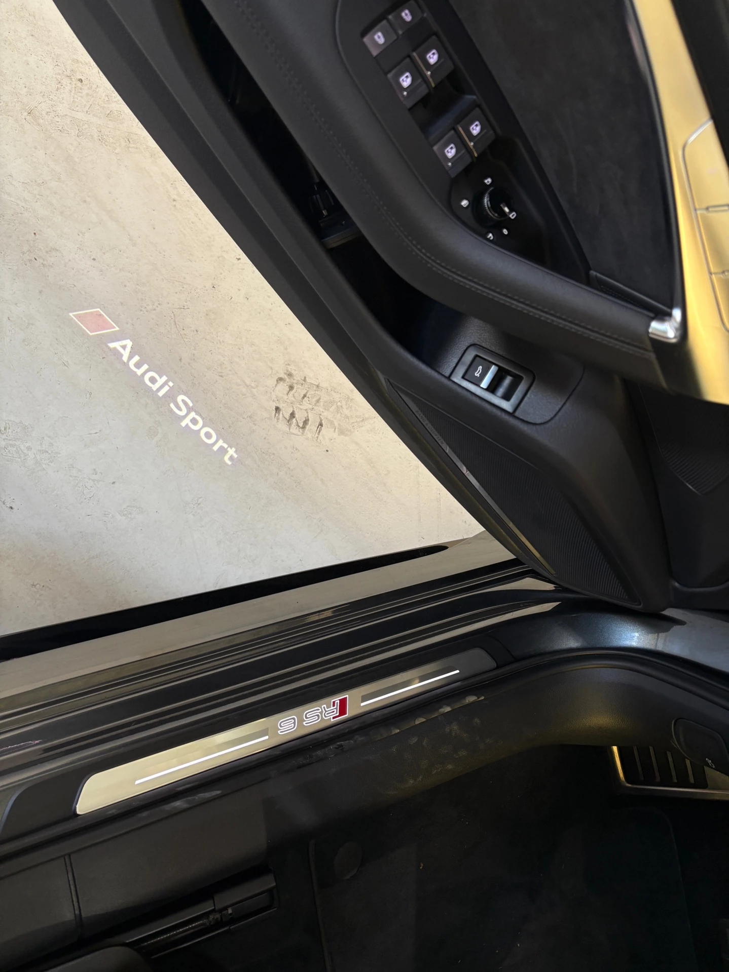 Hoofdafbeelding Audi RS6
