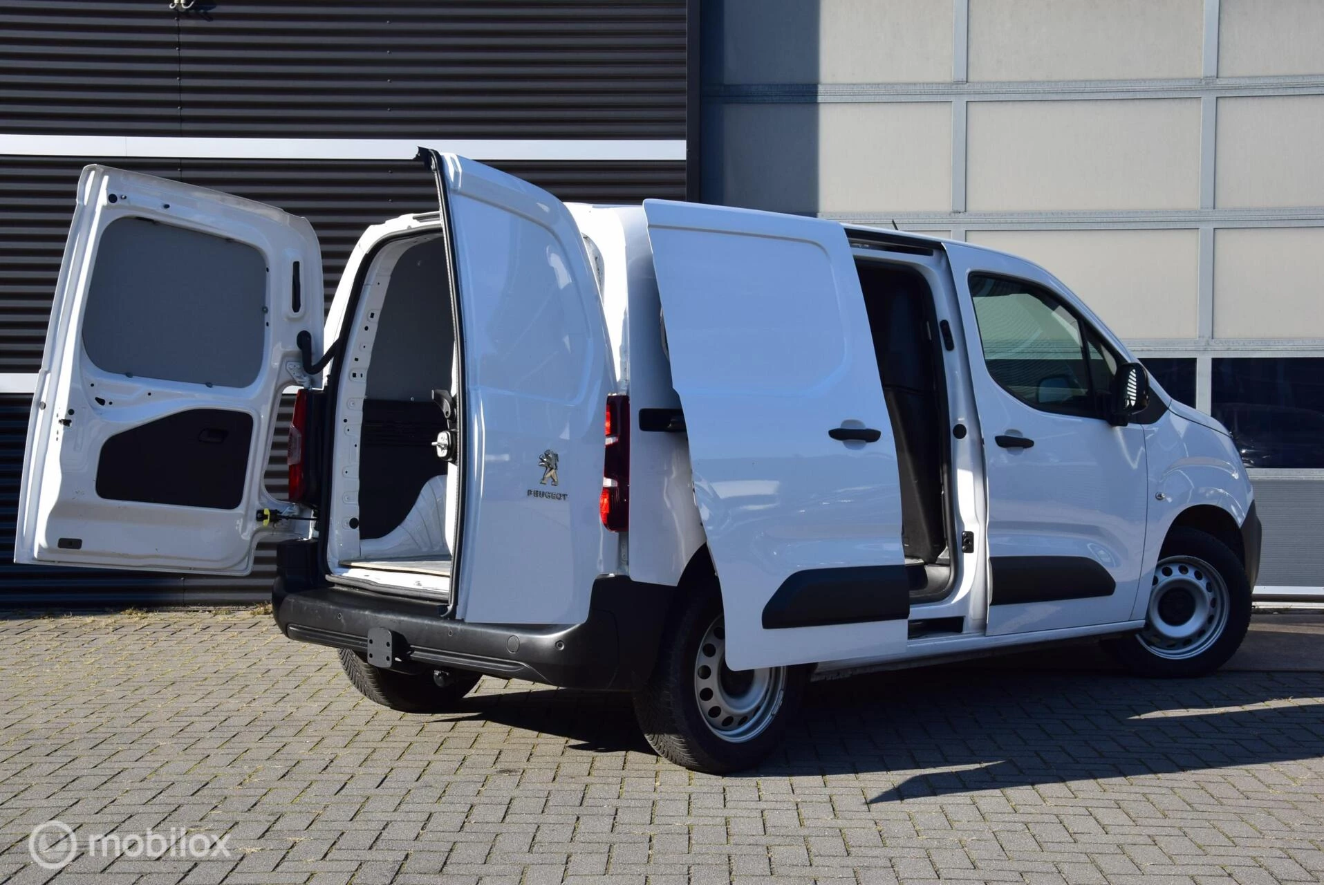 Hoofdafbeelding Peugeot Partner