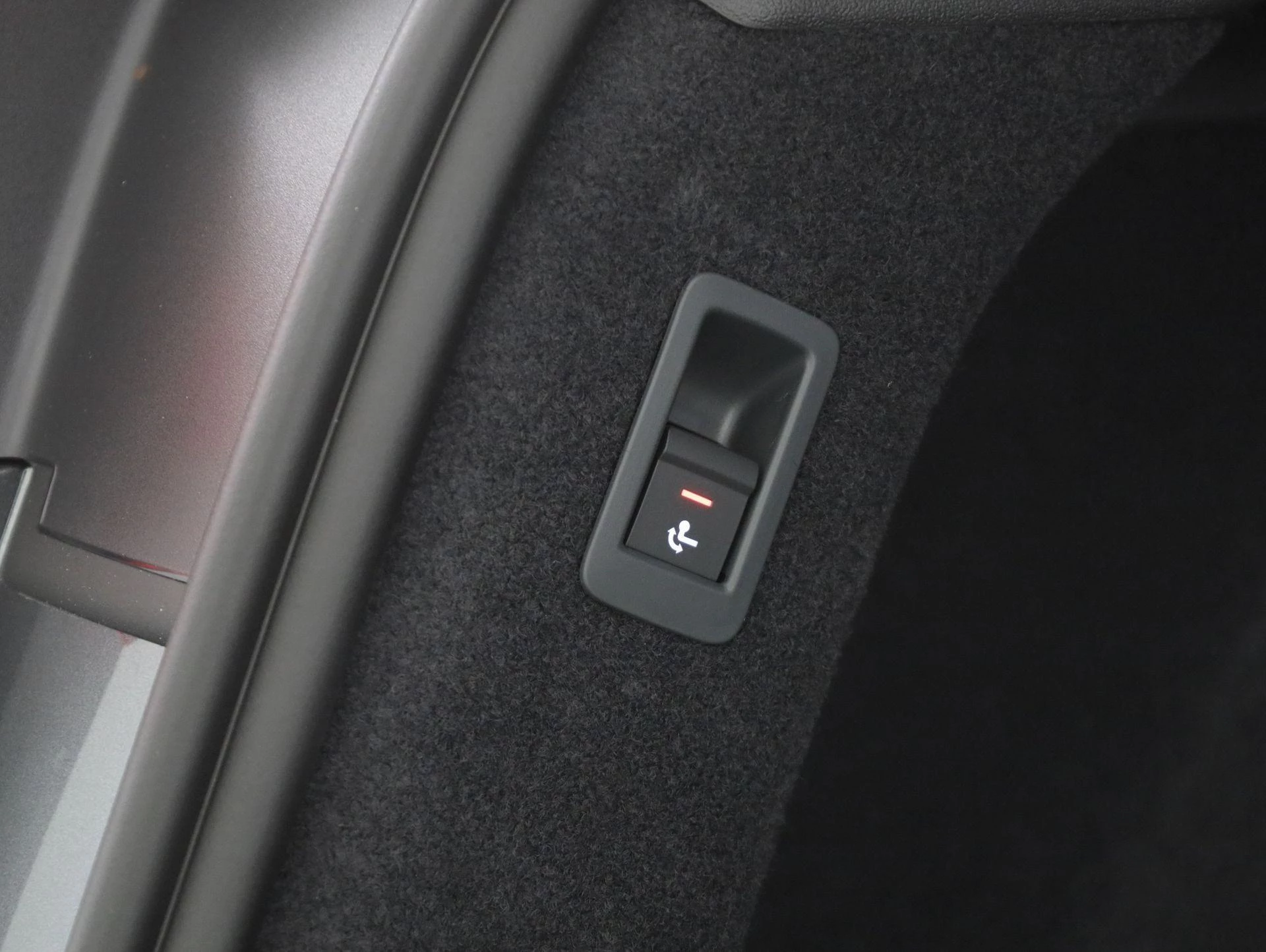 Hoofdafbeelding Audi A6 Avant e-tron