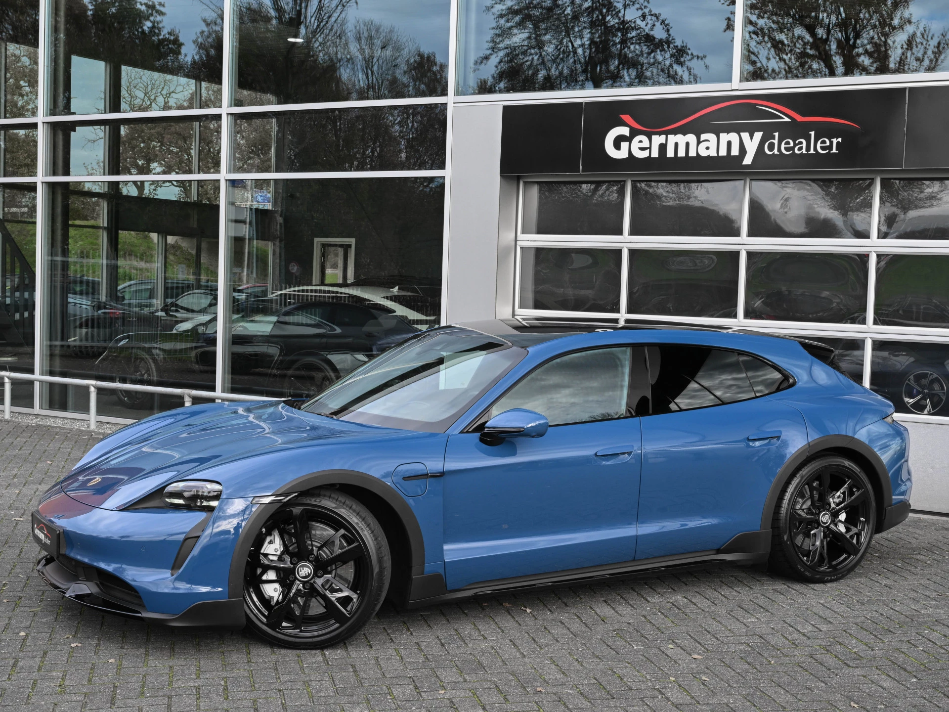 Hoofdafbeelding Porsche Taycan