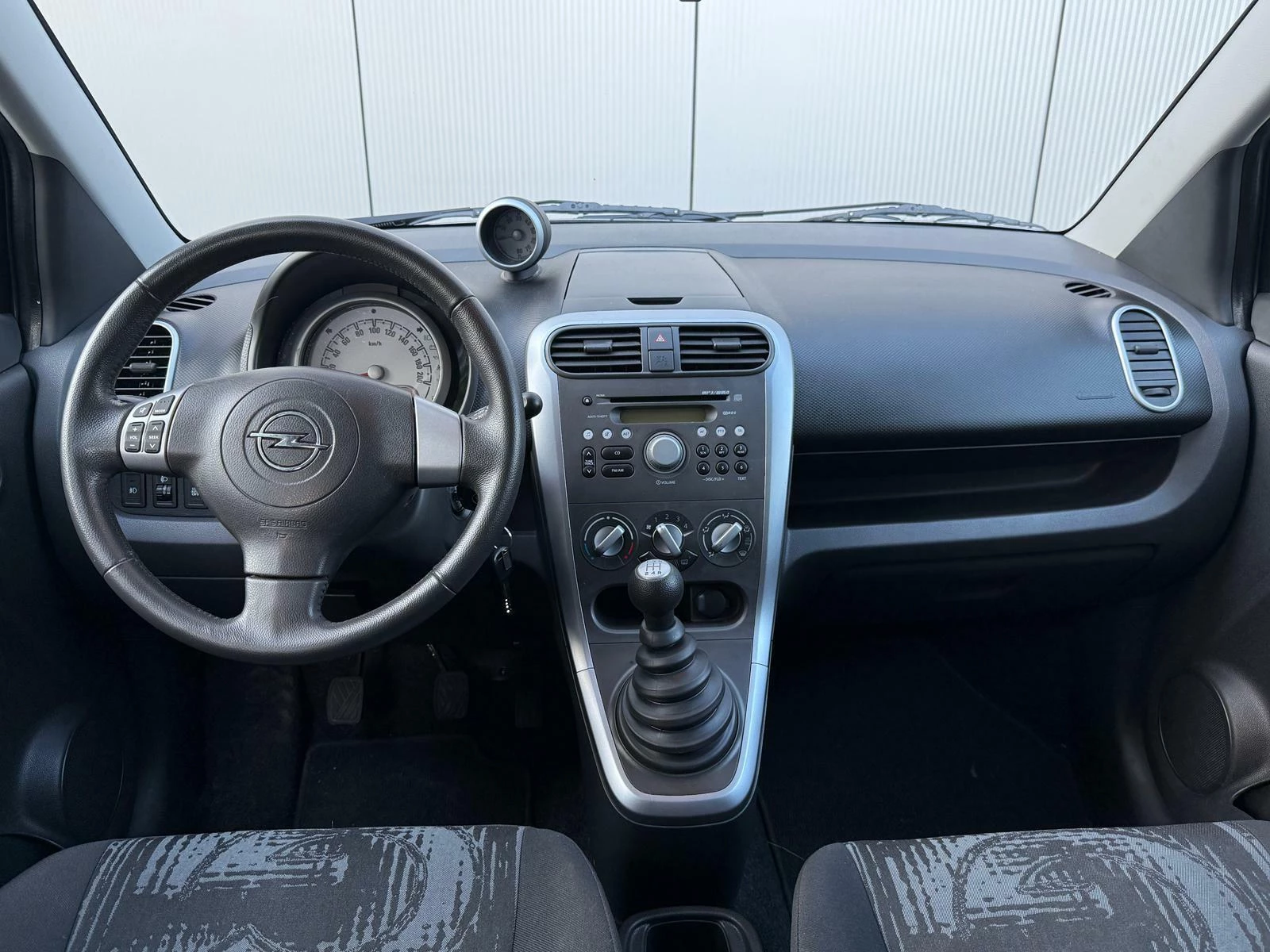 Hoofdafbeelding Opel Agila