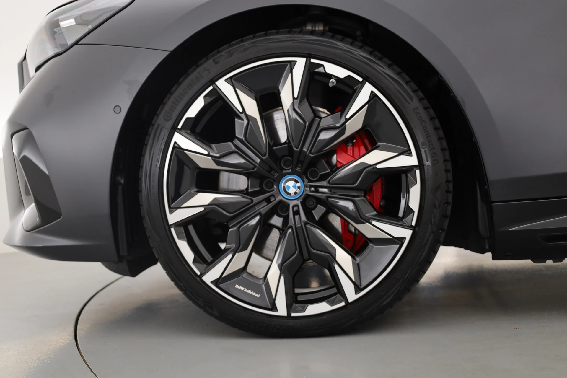 Hoofdafbeelding BMW i5